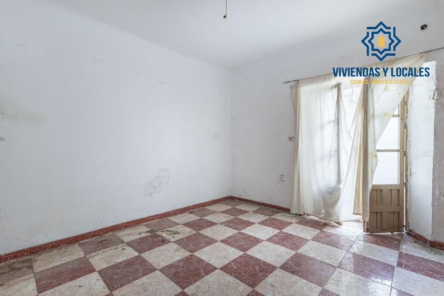 till salu bottenvåning Barrio De Granada Alacantí 4