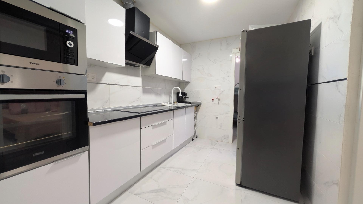 till salu bottenvåning Cheda Arzúa 8