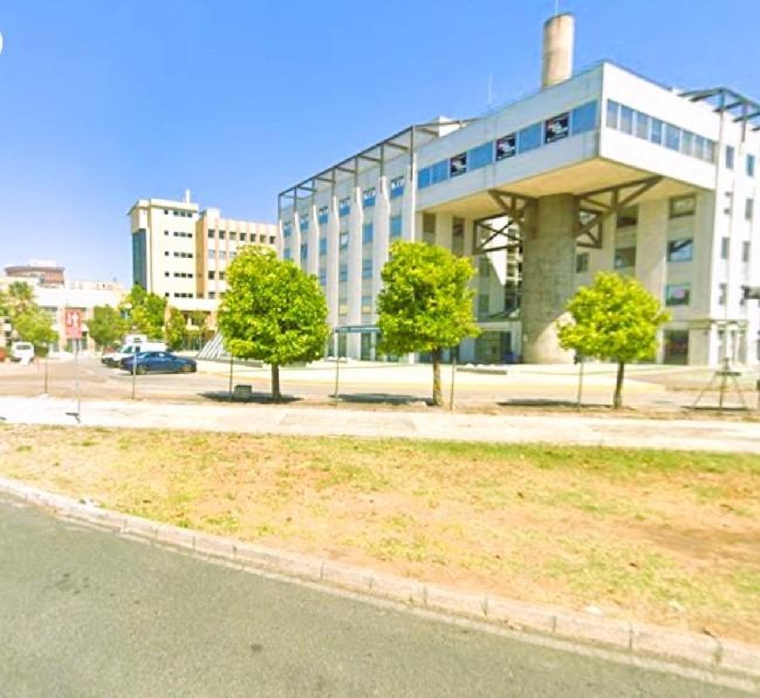  te koop kantoor Sevilla La Nueva Sur 2