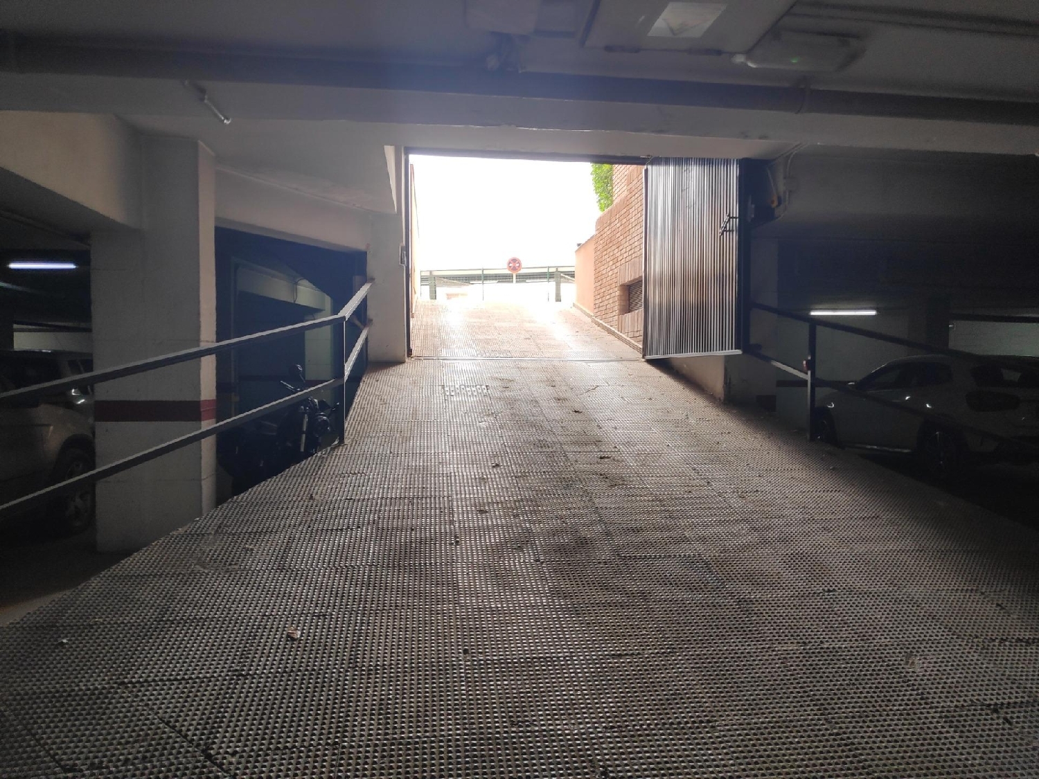 en venta parking Castrillo De Murcia Odra-Pisuerga 4