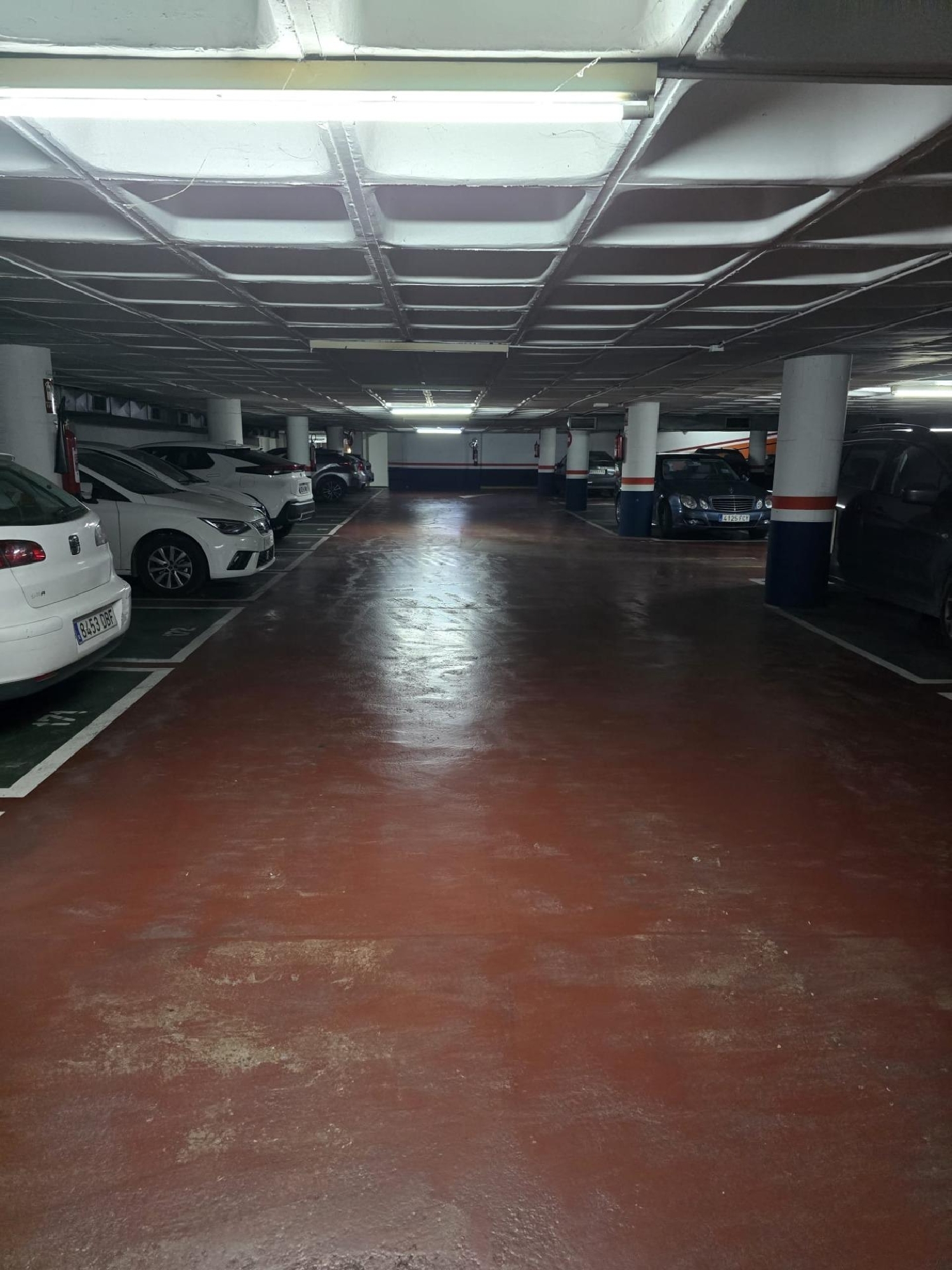 till salu parkering Manresa Bages 5