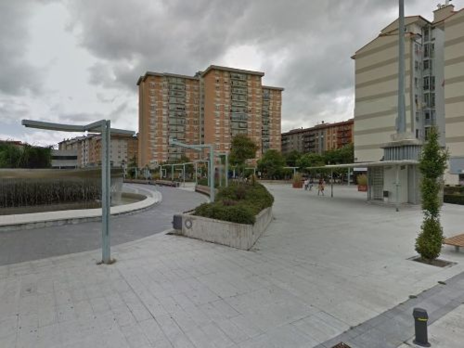  till salu parkering Sánsoain Media Oriental 1