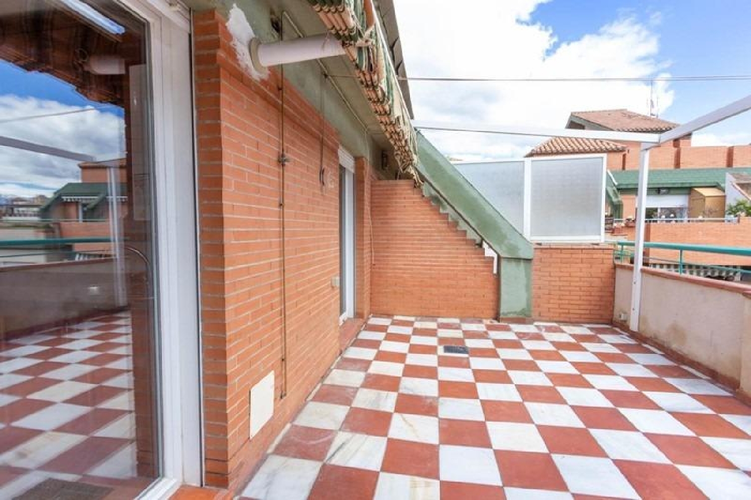 till salu takvåning Barrio De Granada Alacantí 5