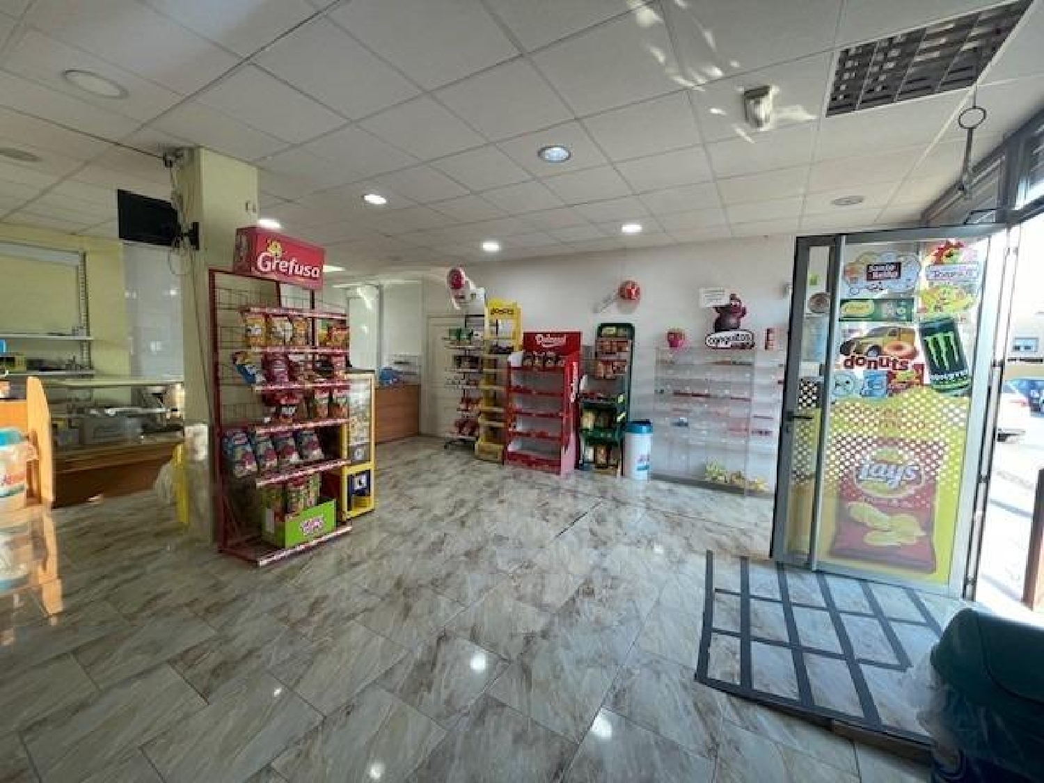  till salu lokal Ambroz Vega De Granada 4