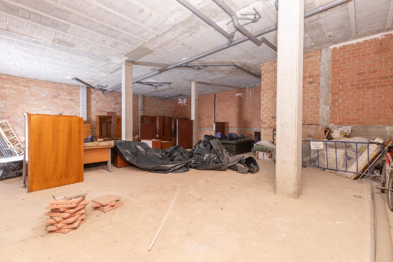 for sale commercial premise Armilla Vega De Granada 2