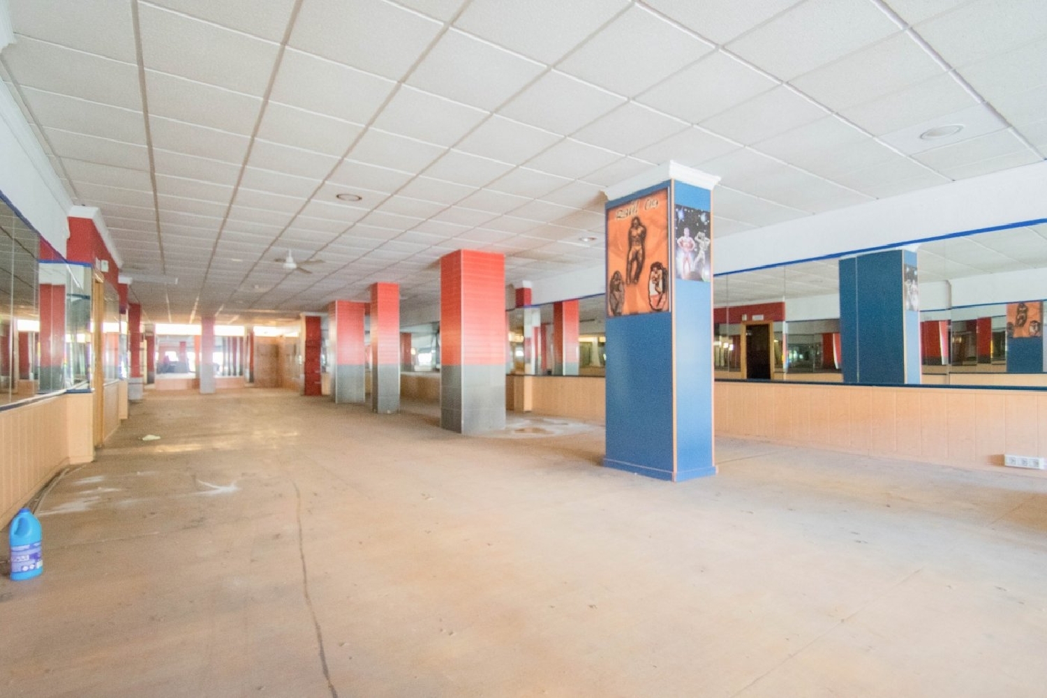 for sale commercial premise Barrio De Granada Alacantí 3