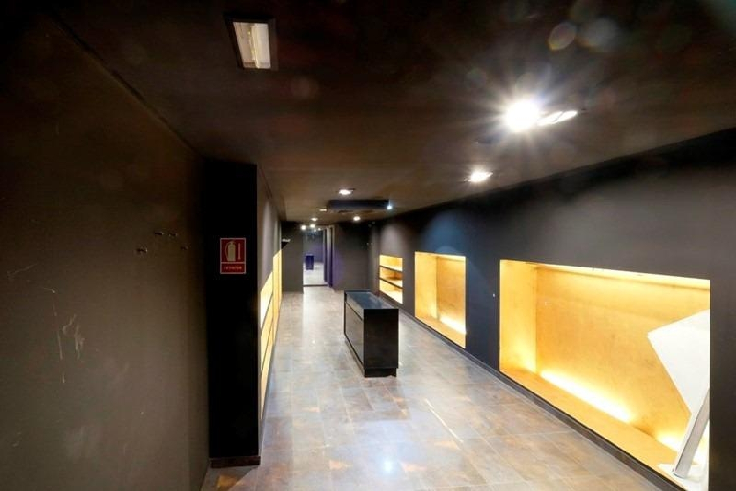 en venta local Barrio De Granada Alacantí 3