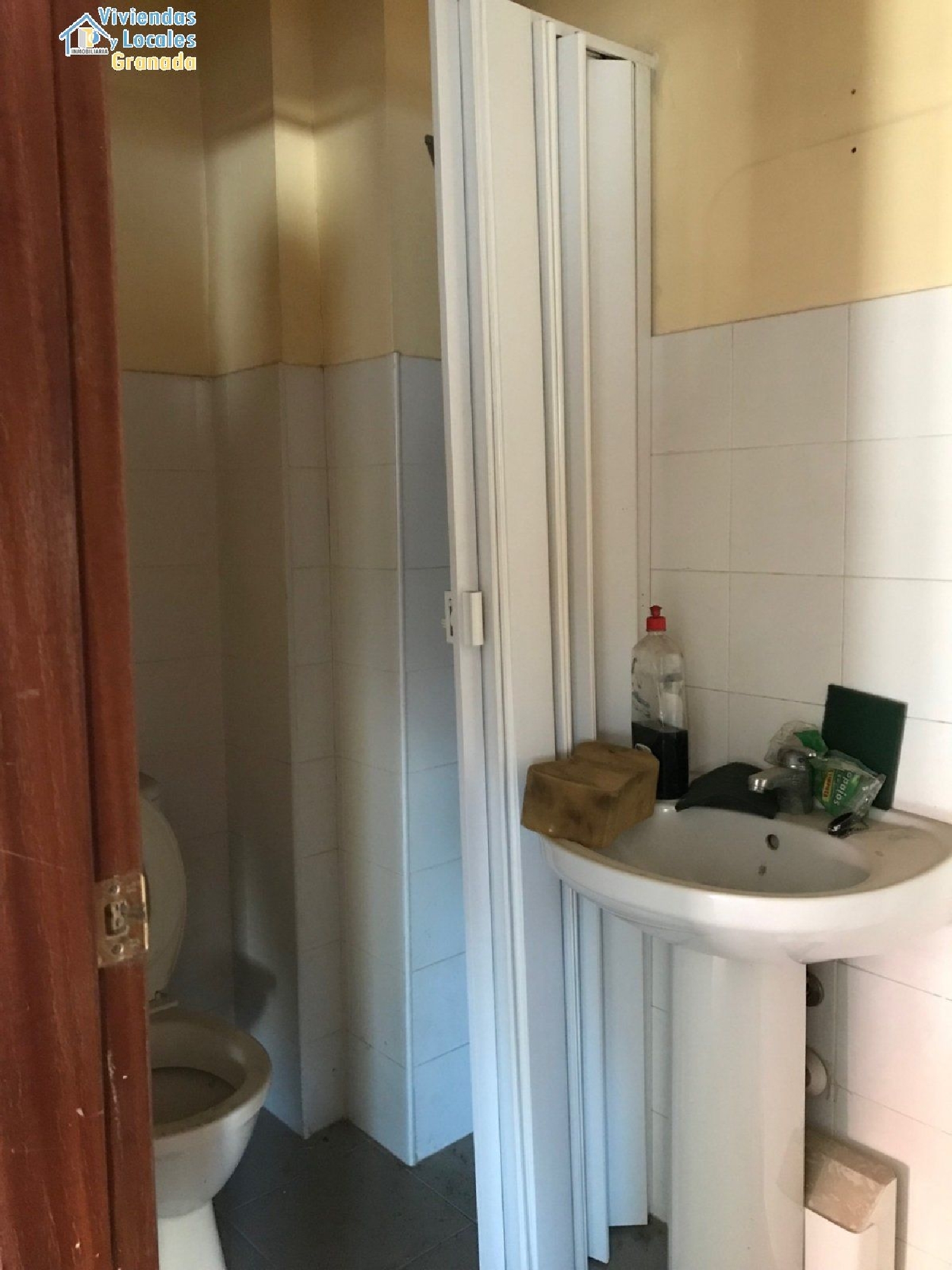  till salu lokal Barrio De Granada Alacantí 6