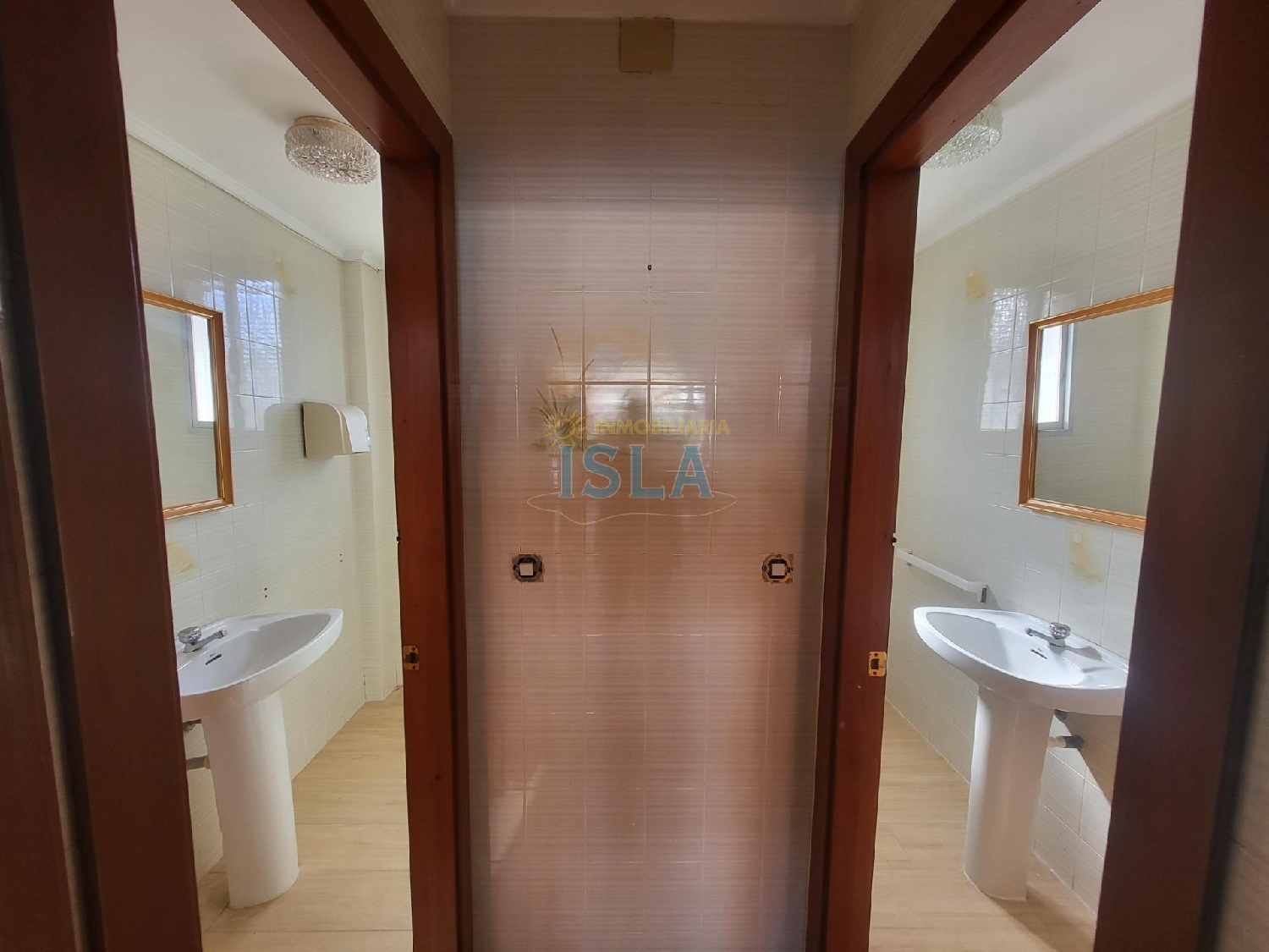  à vendre local commercial Isla Trasmiera 5