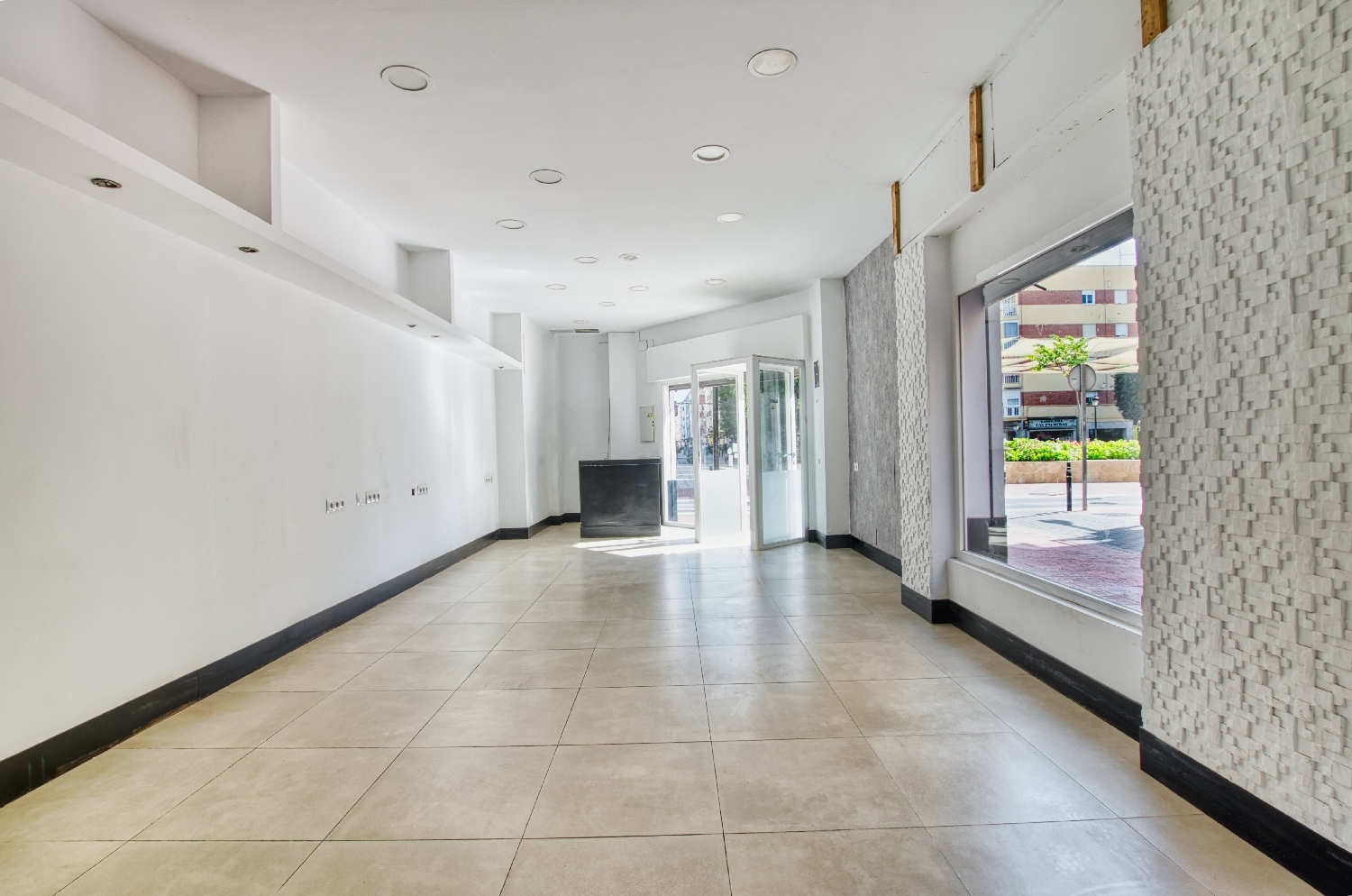 te koop bedrijfsruimte Rincón De La Victoria Axarquía 7