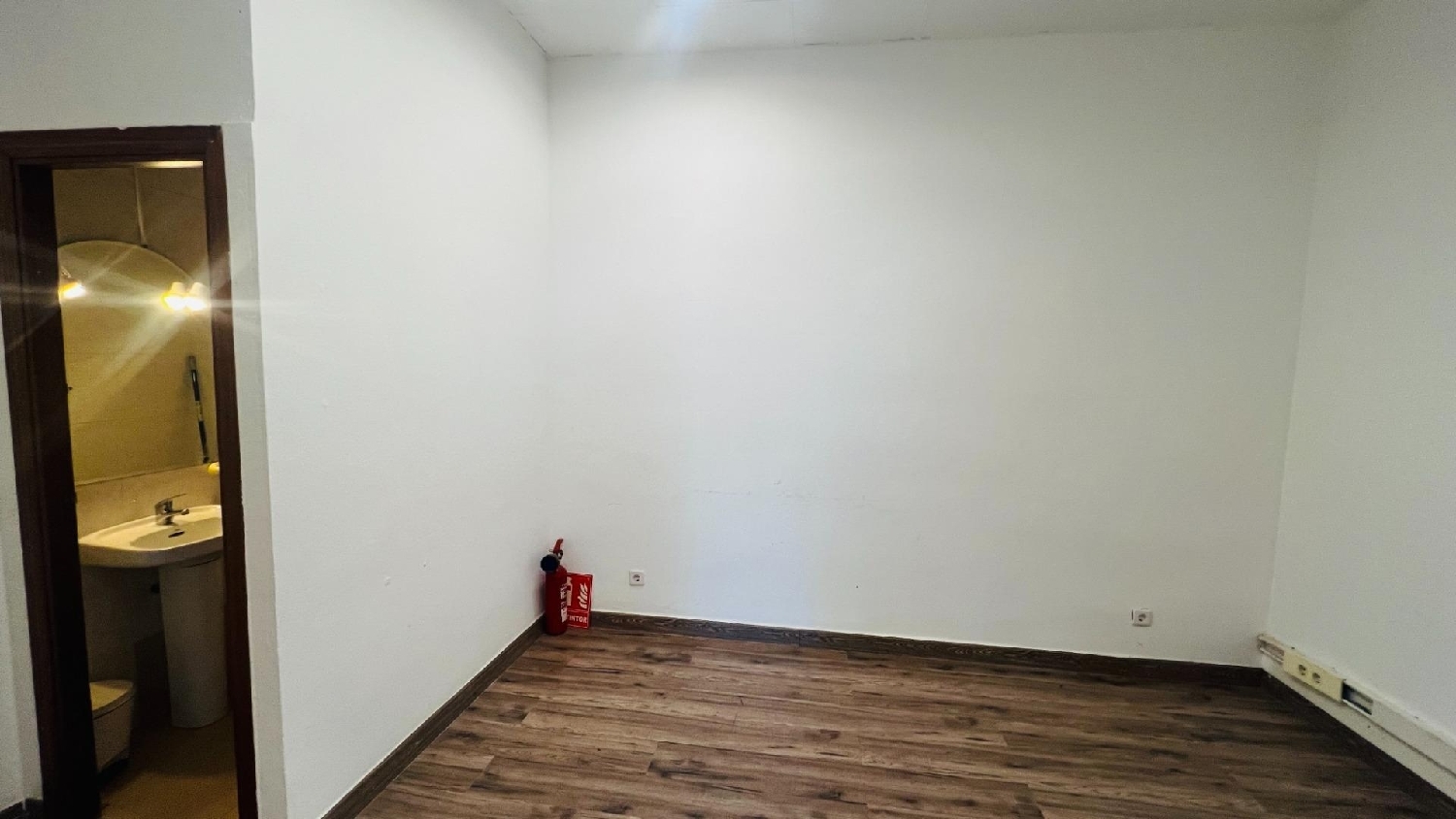 te koop bedrijfsruimte Salou Tarragonès 3