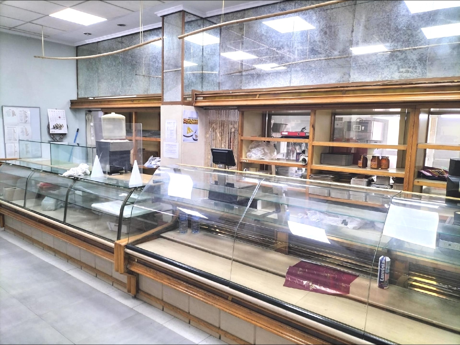  te koop bedrijfsruimte Valencia De Las Torres Campiña Sur 2