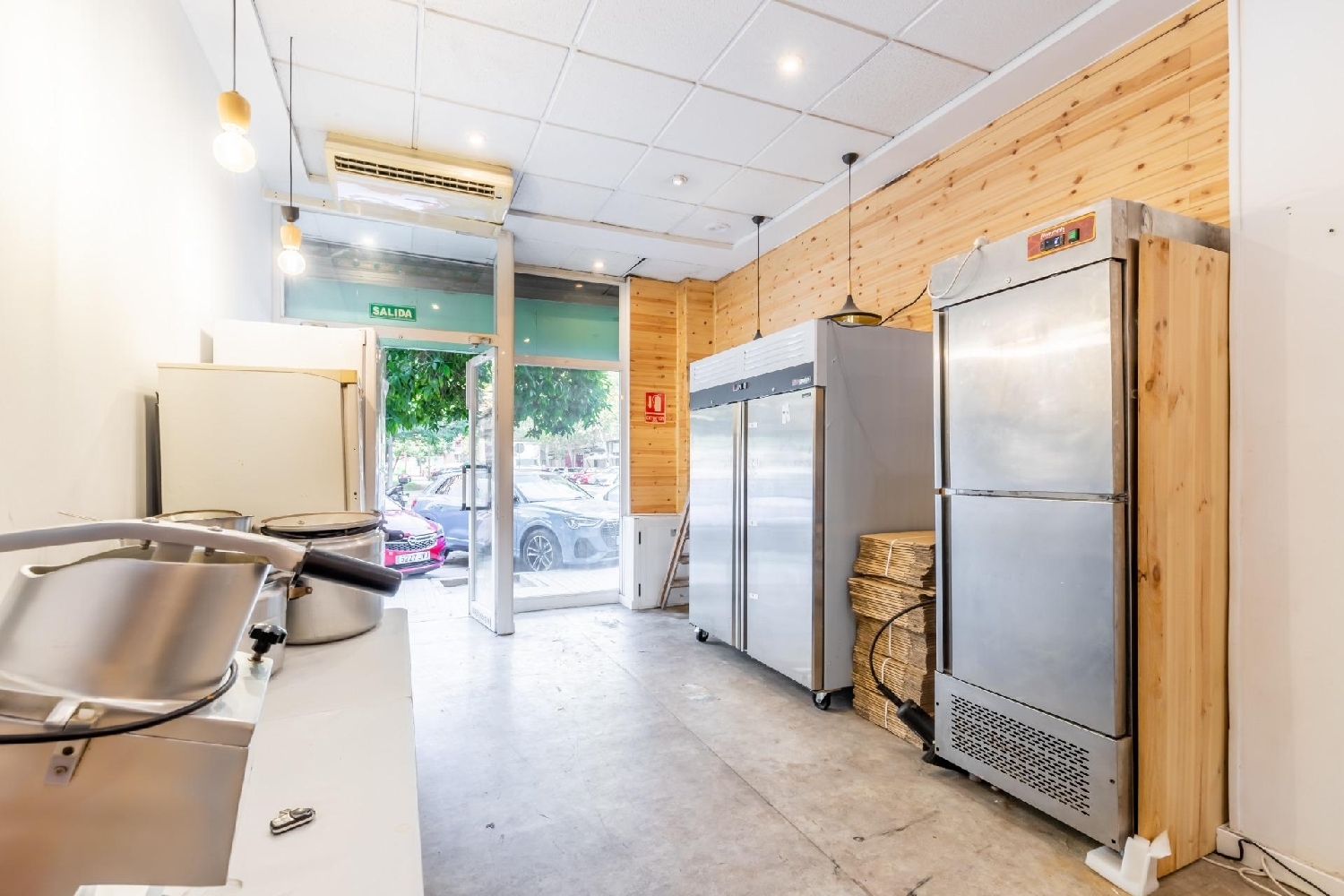 à vendre local commercial Valencia De Las Torres Campiña Sur 1