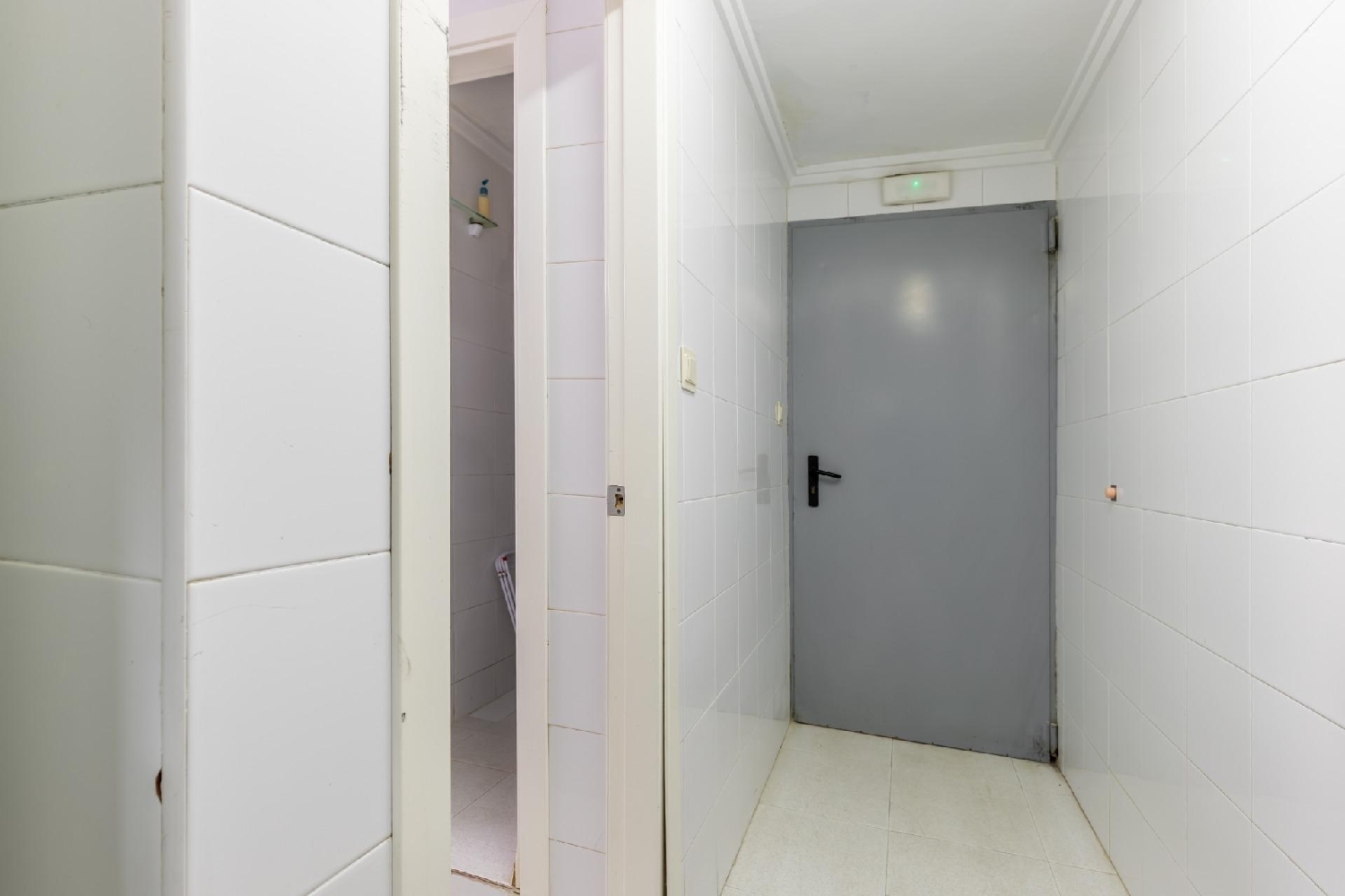 à vendre local commercial Valencia De Las Torres Campiña Sur 8