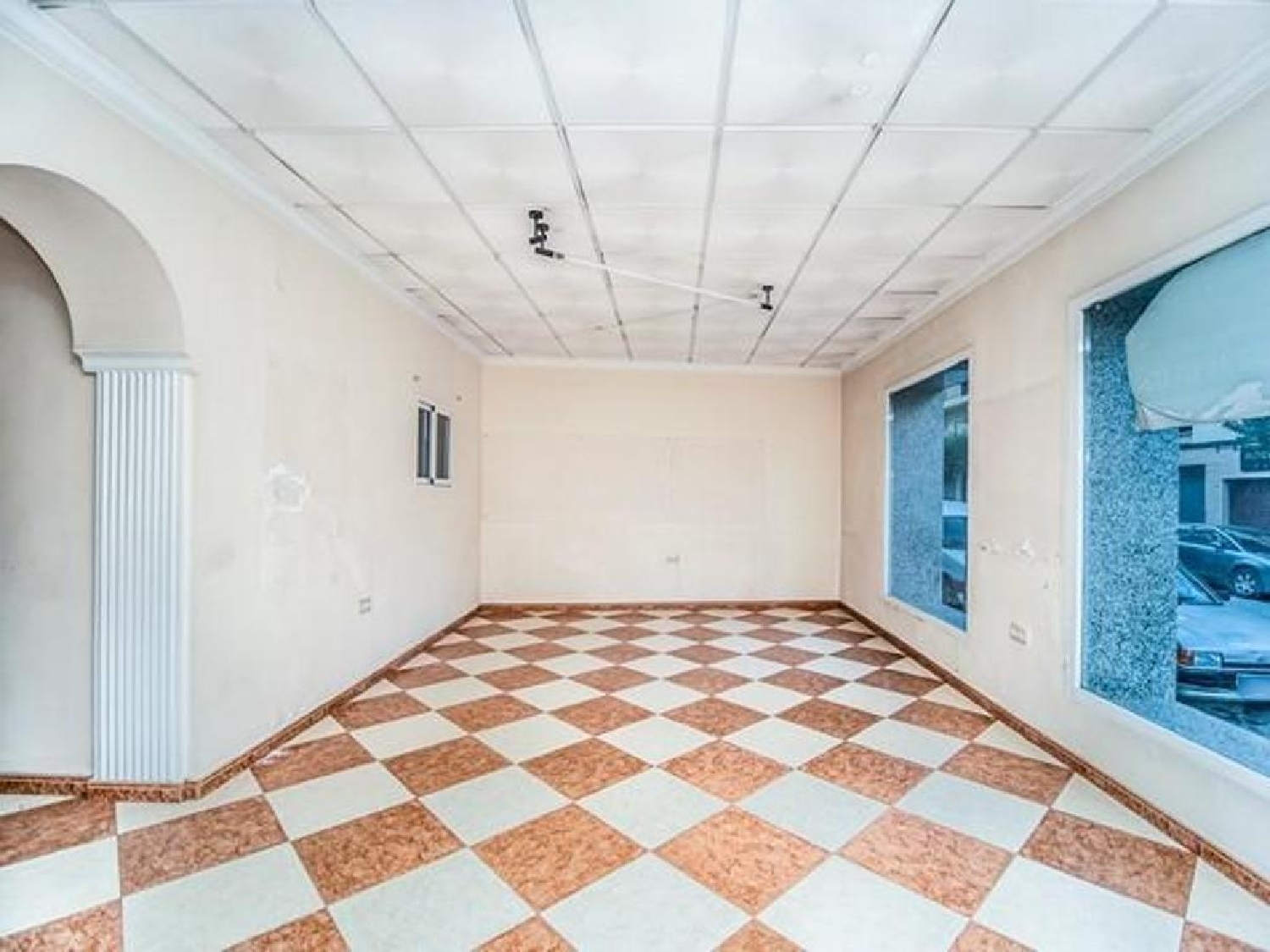  te koop bedrijfsruimte Yecla Altiplano 8