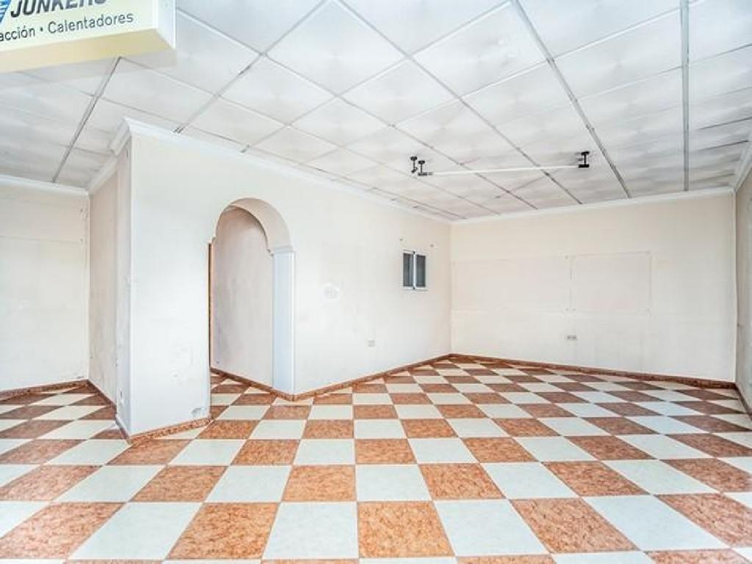  te koop bedrijfsruimte Yecla Altiplano 7