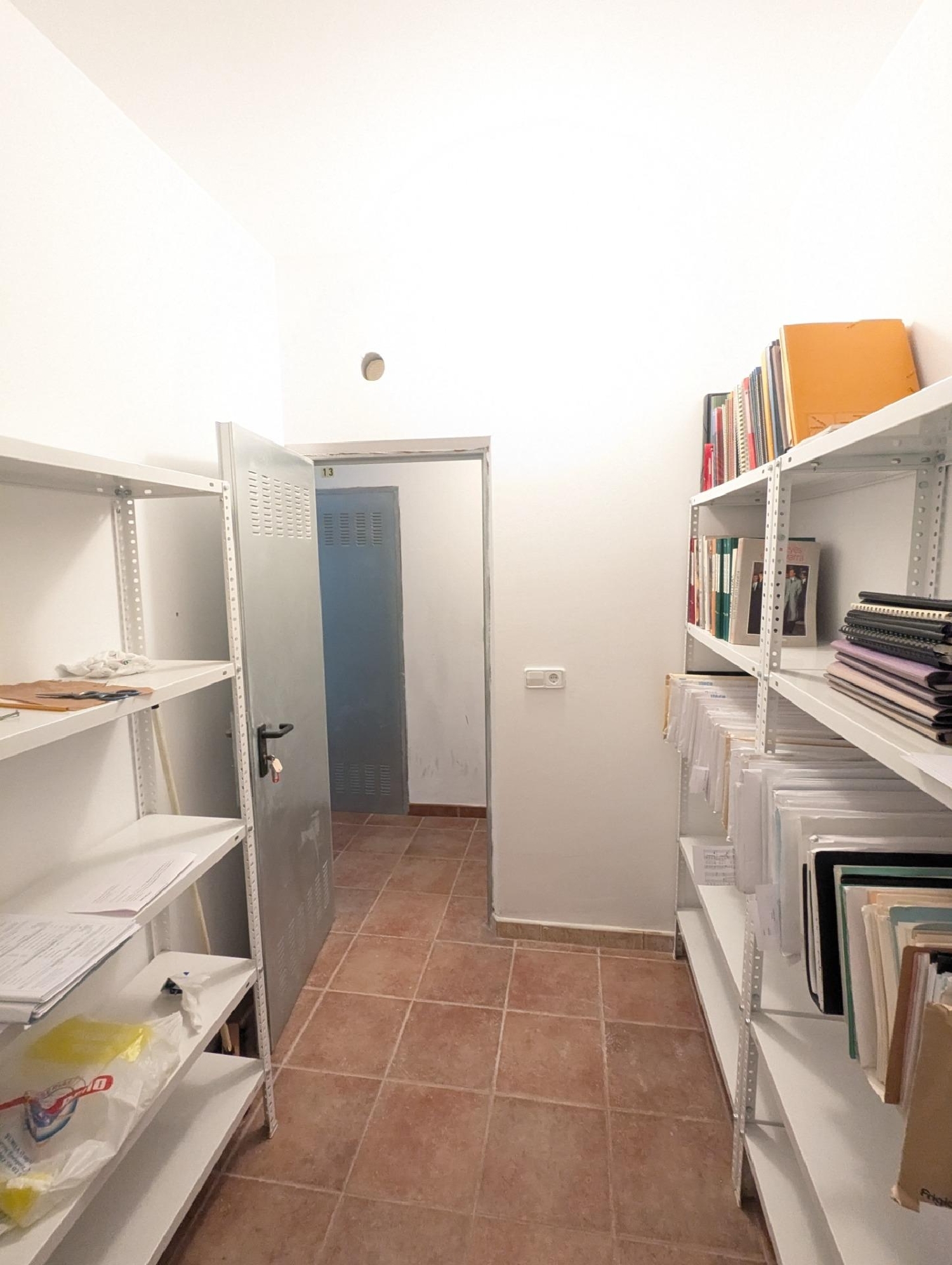 till salu förråd Estella Tierra Estella 5