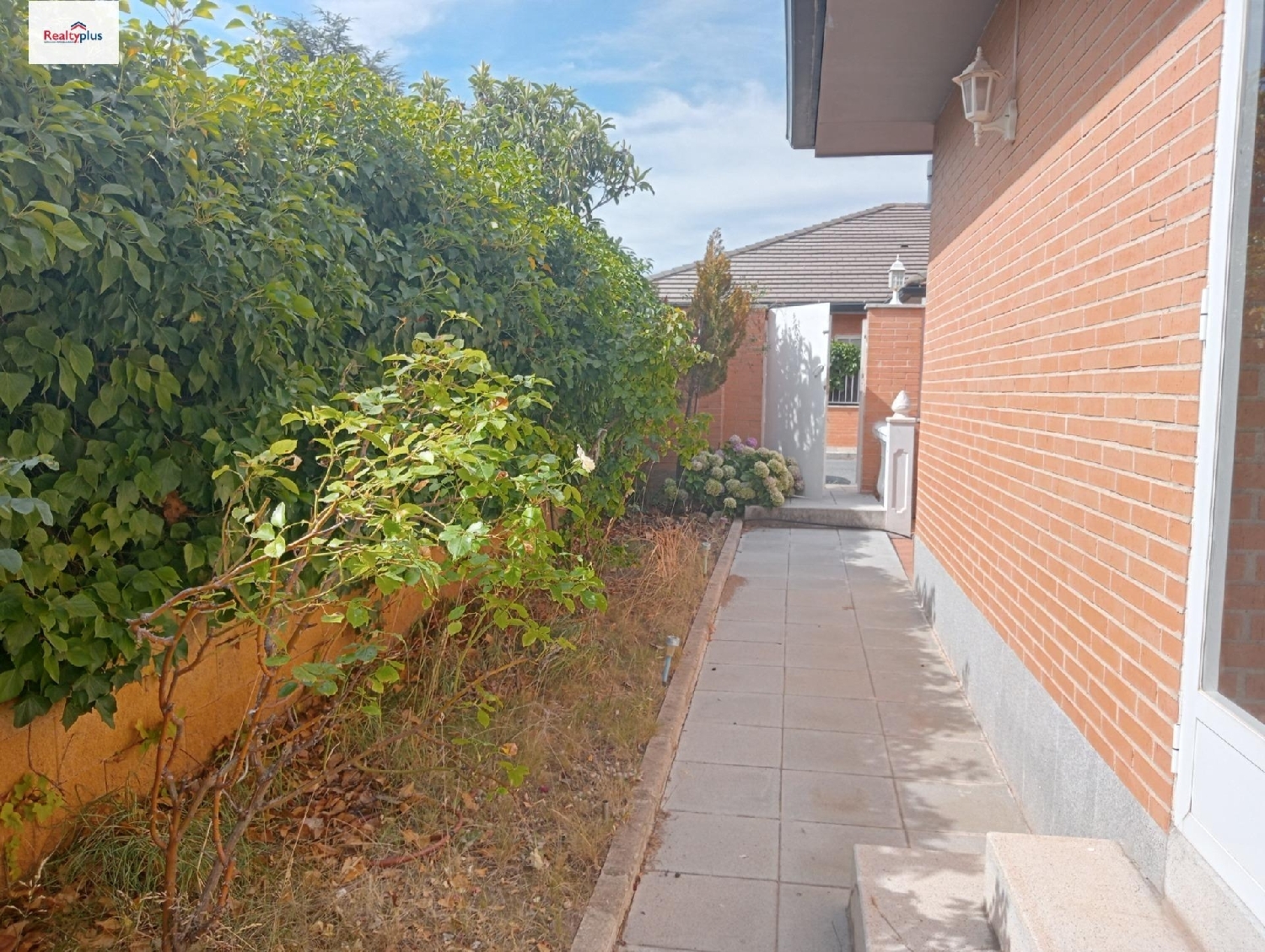 for sale villa Aquelavila Arzúa 2