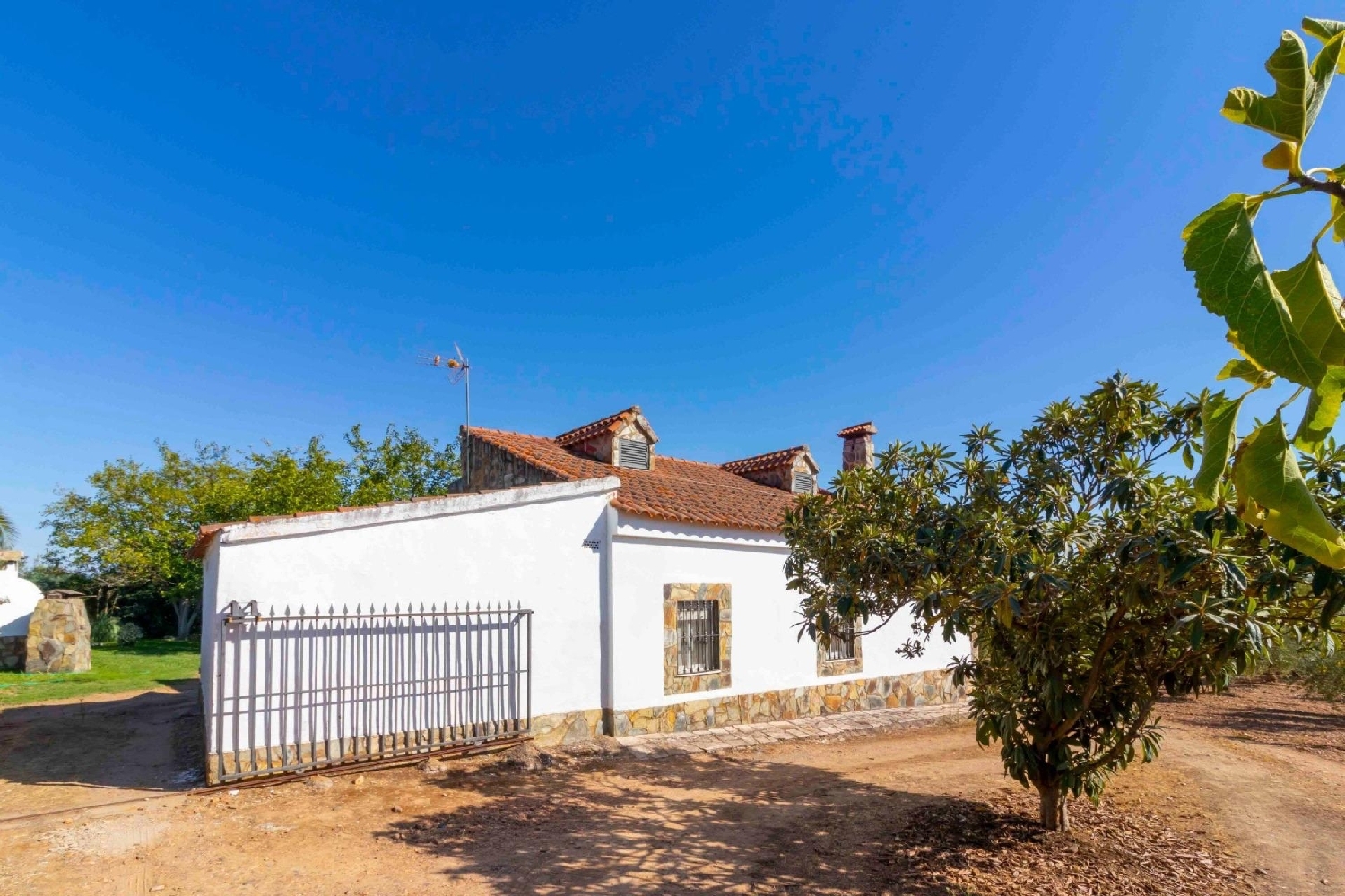  till salu villa Badajoz Casco Antiguo-Centro Badajoz 3