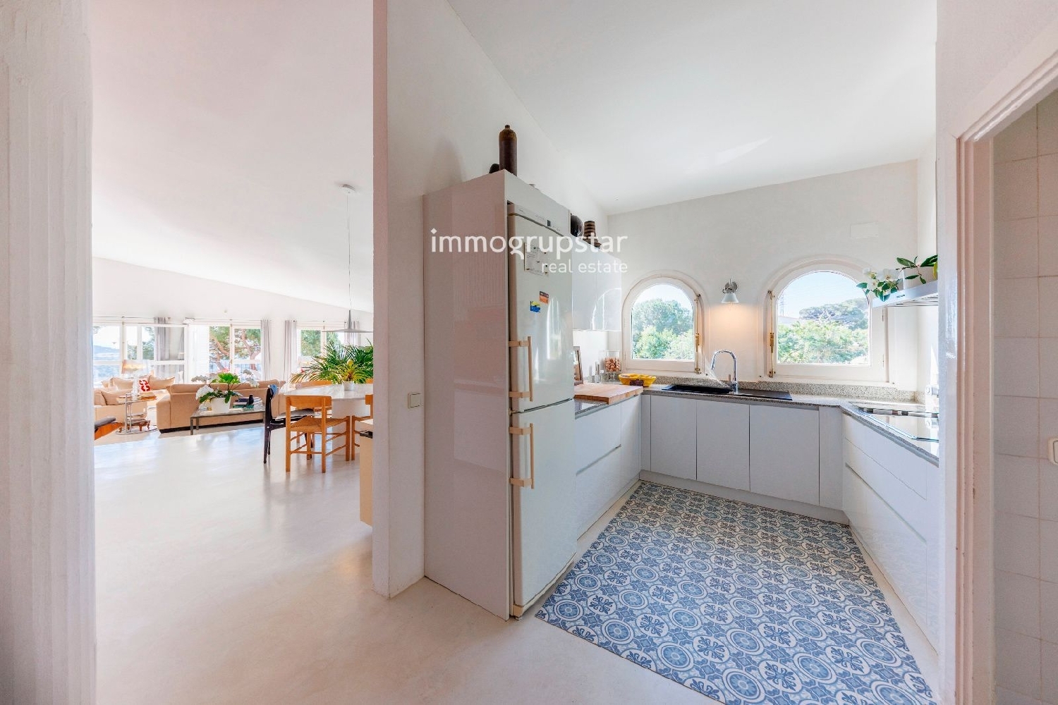 till salu villa Castellana Betanzos 13