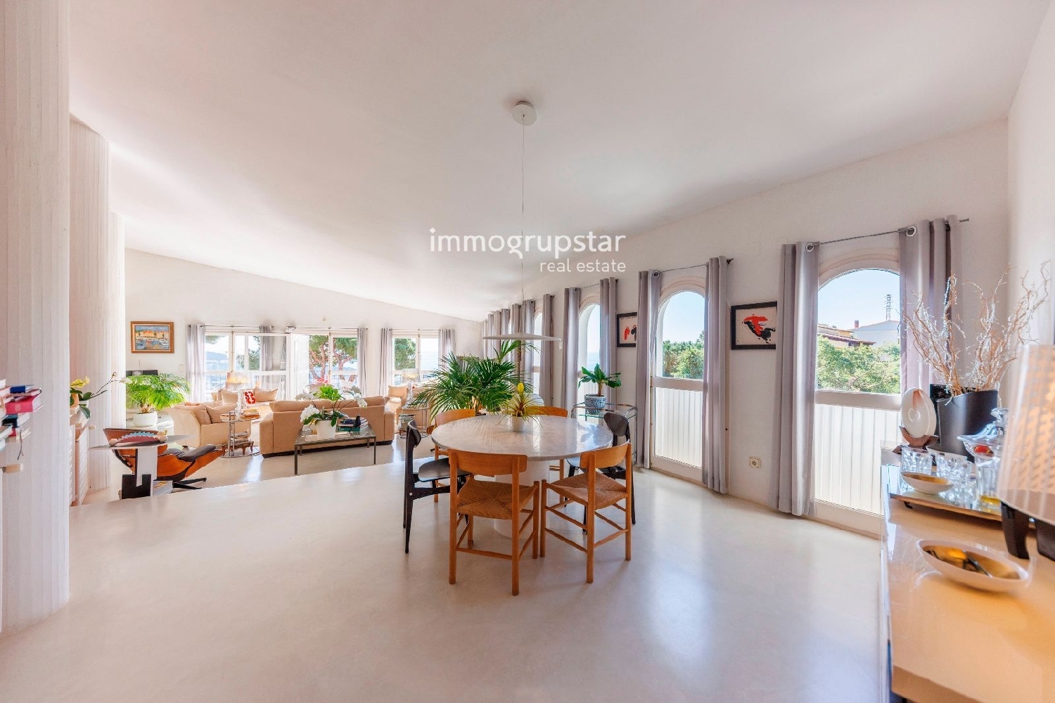 till salu villa Castellana Betanzos 12