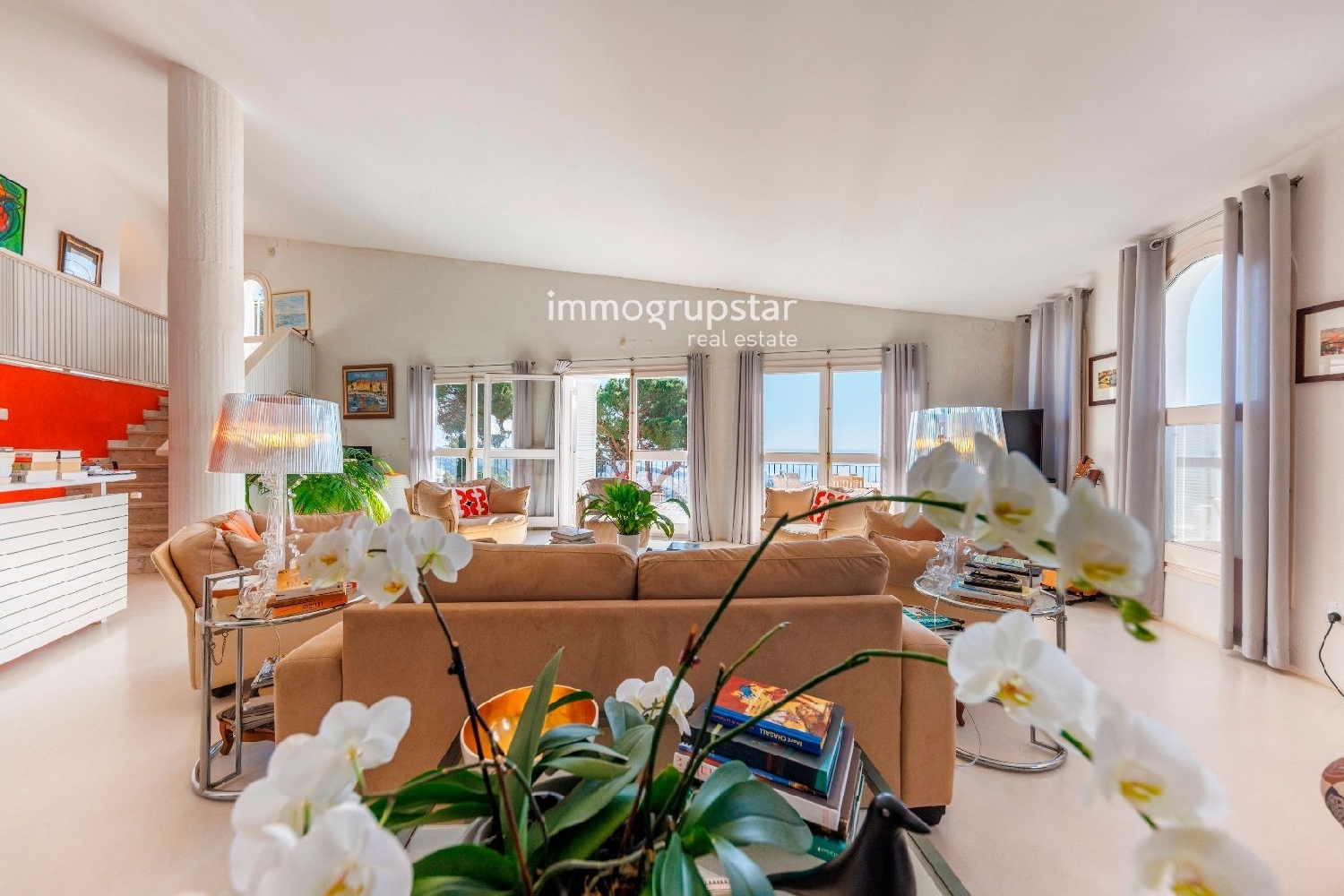 till salu villa Castellana Betanzos 6