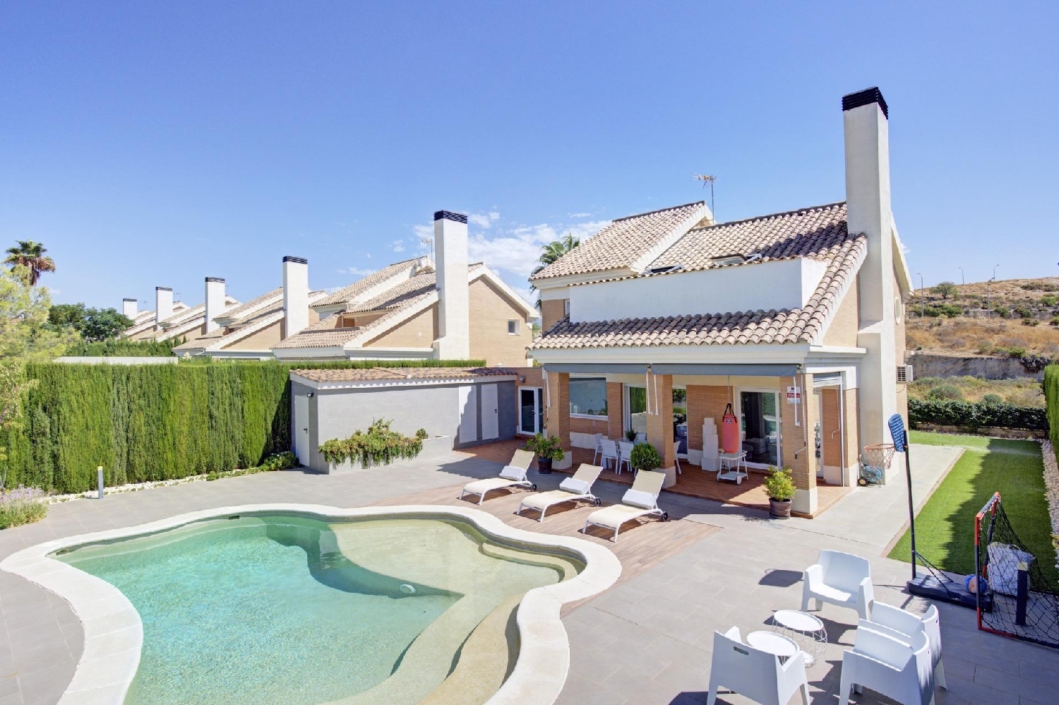 te koop villa Otura Vega De Granada 3