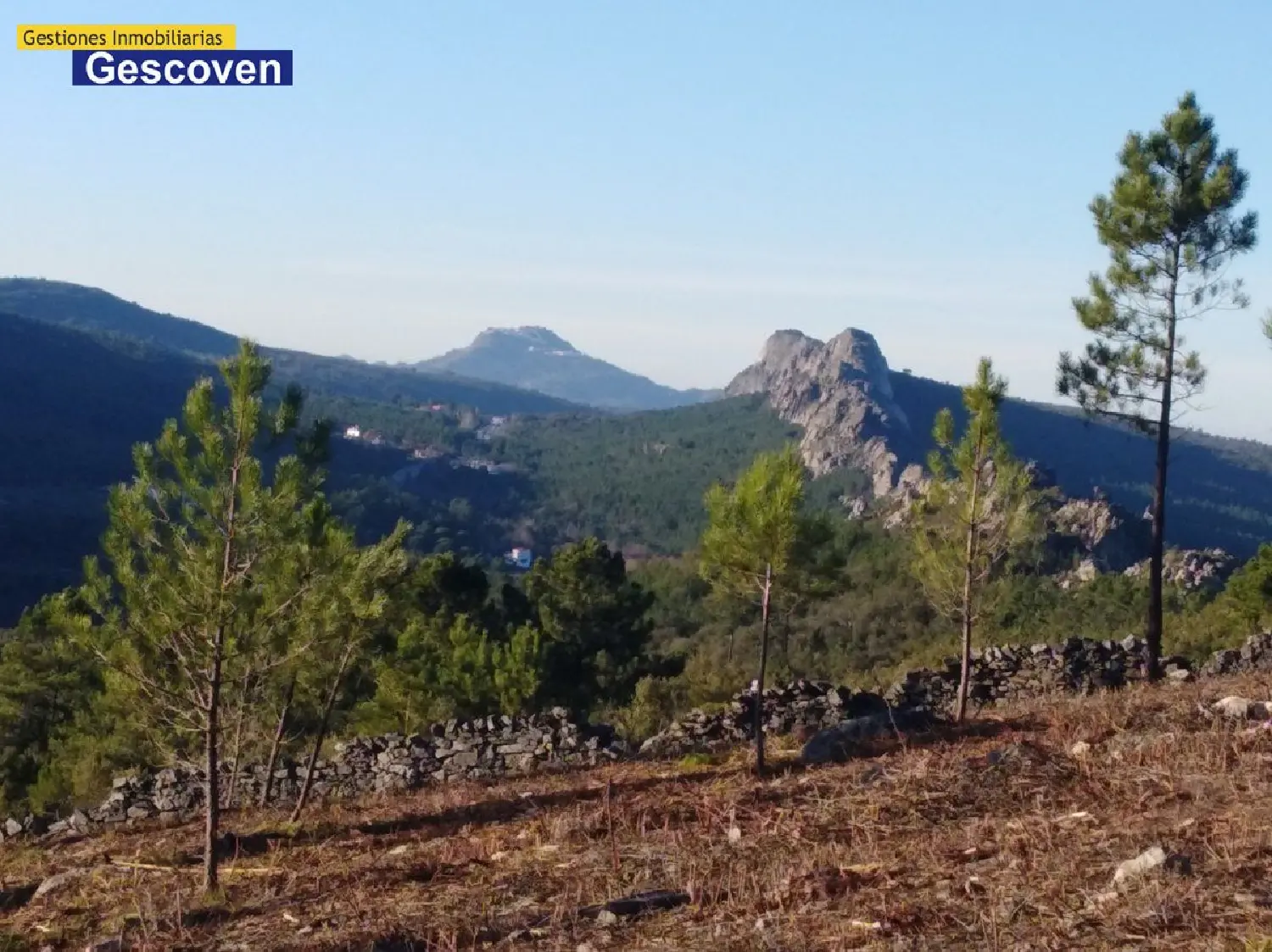  till salu lägenhet Las Casiñas Bajas Sierra De San Pedro 3