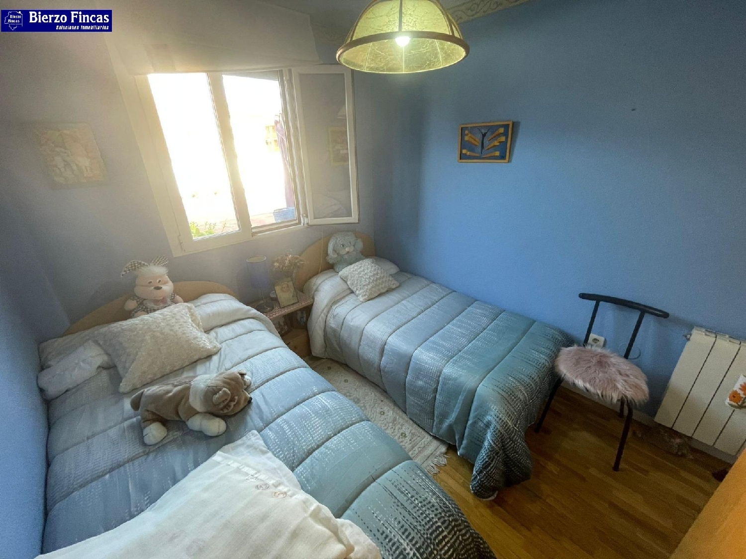 till salu lägenhet Barrio De Pinilla León 3