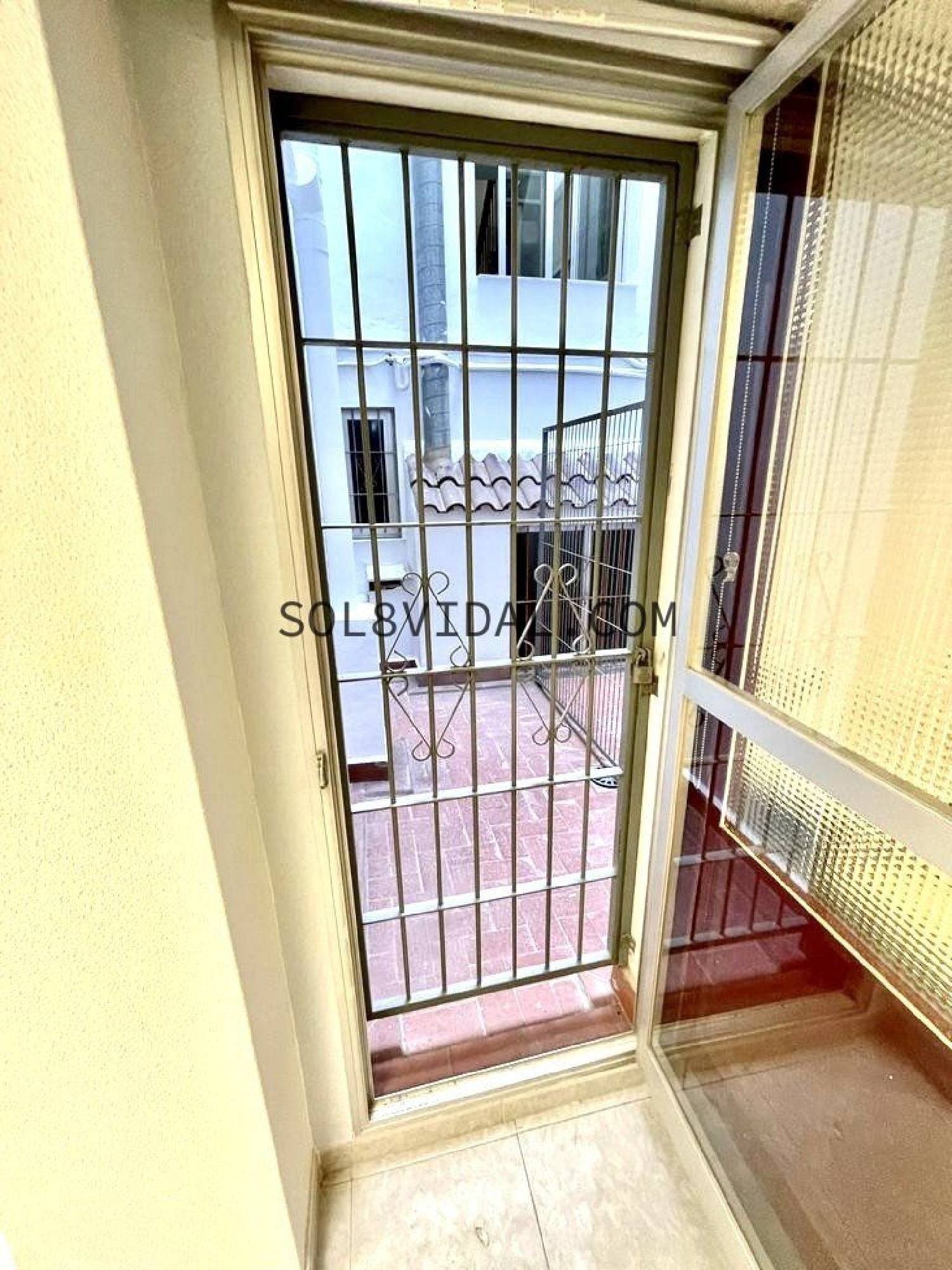  till salu lägenhet Barrio Mariano Cases Baix Segura 8