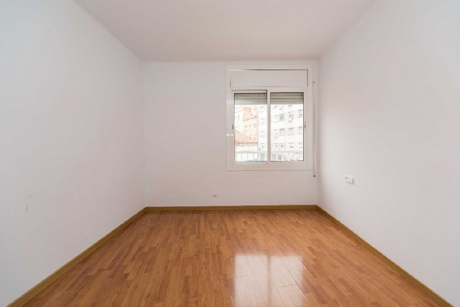  till salu lägenhet Can Serra Barcelonès 6