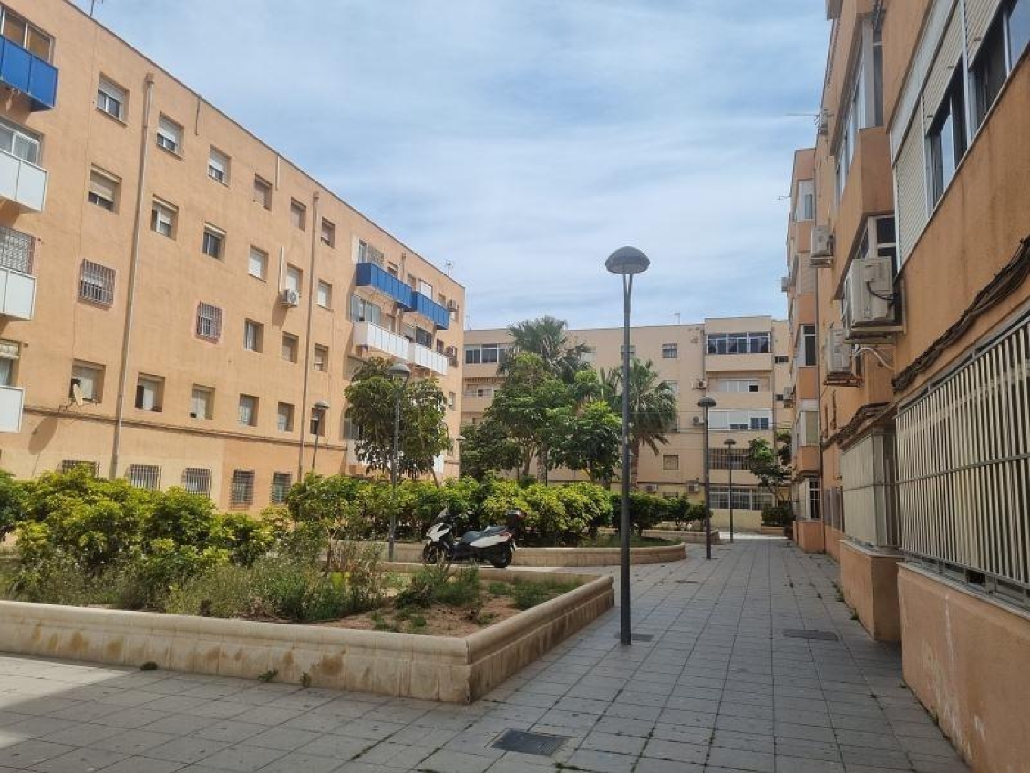  till salu lägenhet Ciudad Jardín-Zapillo-Cortijo Grande-Nueva Almería-Tagarete Comarca Metropolitana De Almería 1