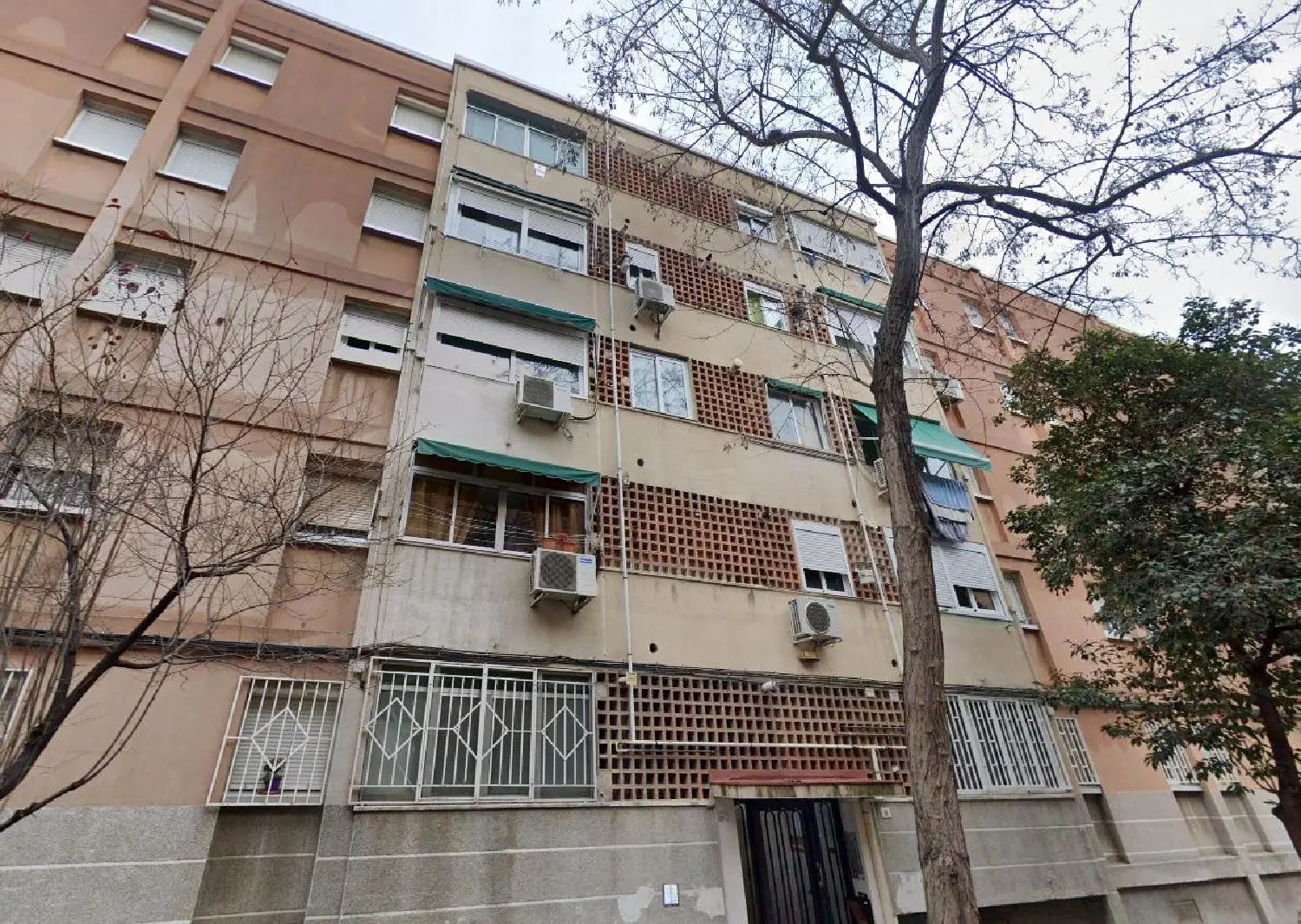  till salu lägenhet Ciutat Vella-Raval Barcelonès 1