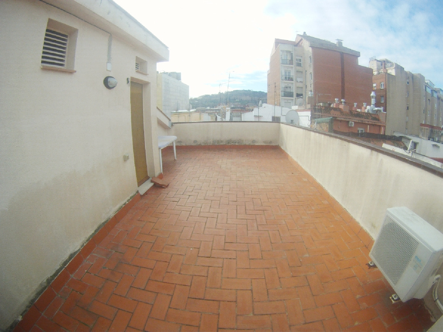  till salu lägenhet Ciutat Vella-Raval Barcelonès 4