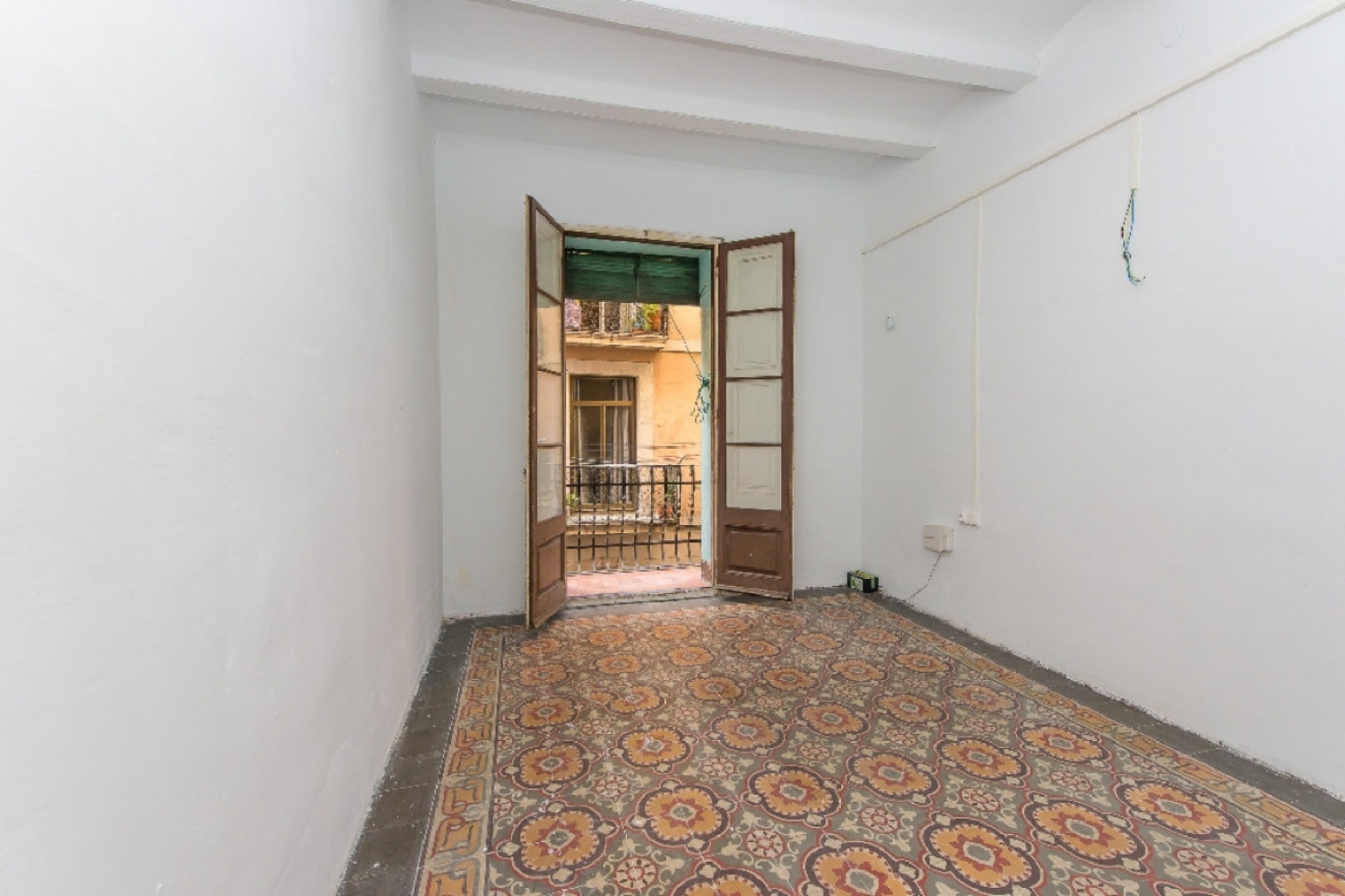  till salu lägenhet Ciutat Vella-Raval Barcelonès 1