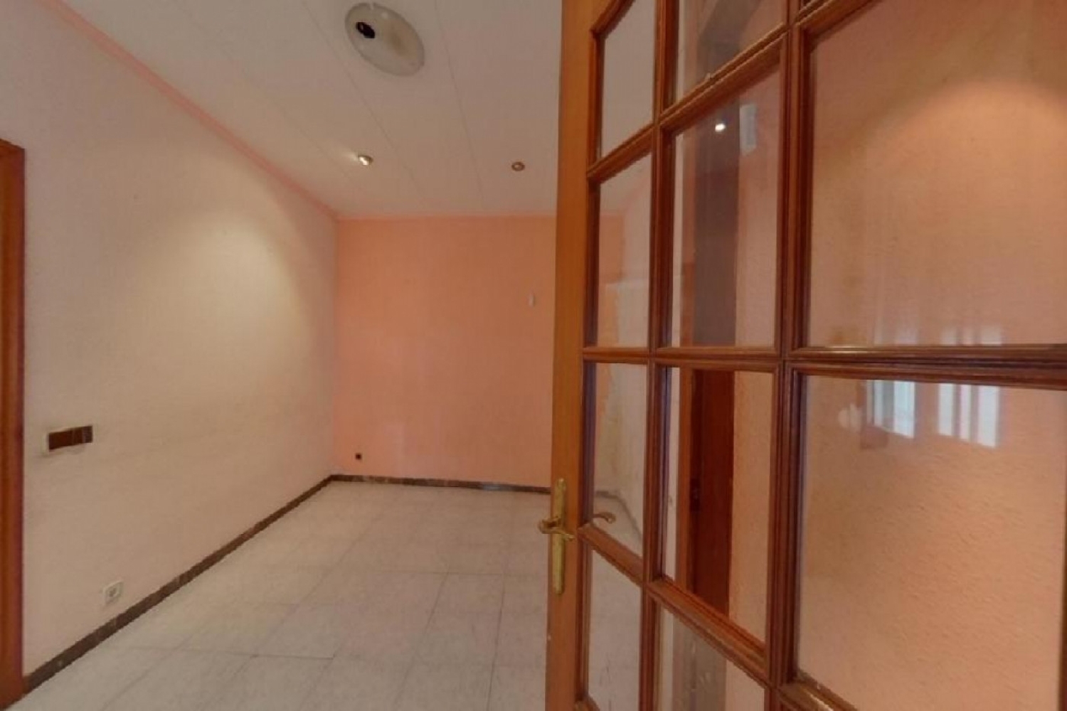  till salu lägenhet Ciutat Vella-Raval Barcelonès 8