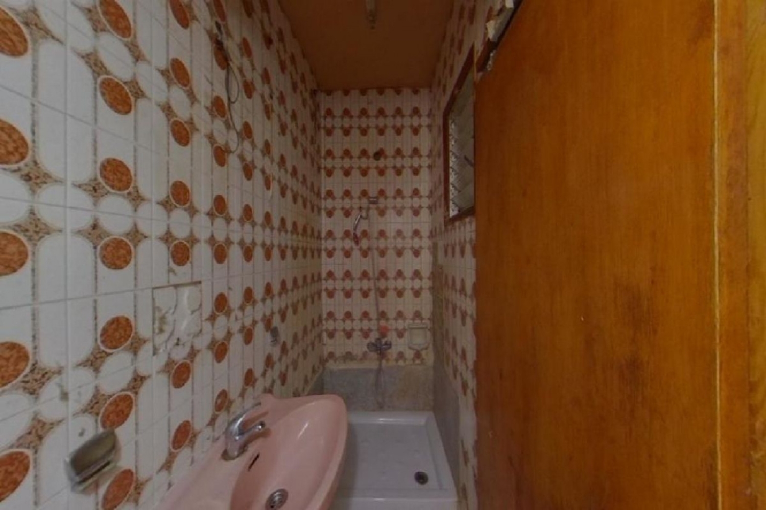  till salu lägenhet Ciutat Vella-Raval Barcelonès 8
