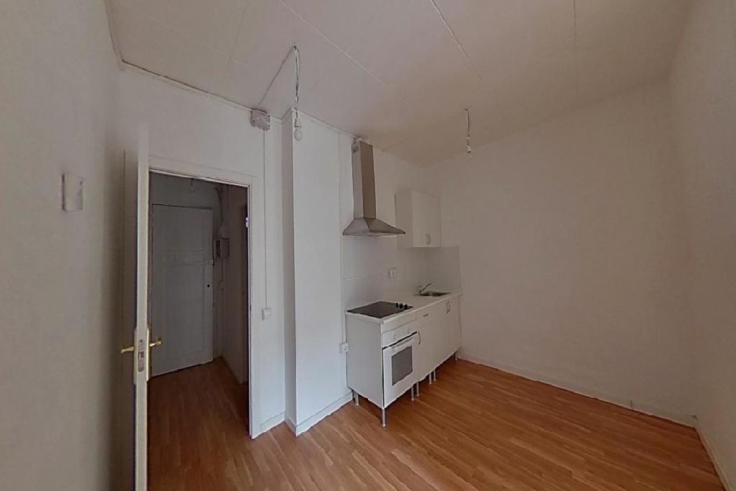till salu lägenhet Ciutat Vella-Raval Barcelonès 3