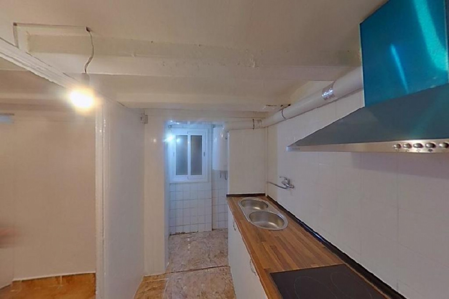  till salu lägenhet Ciutat Vella-Raval Barcelonès 4