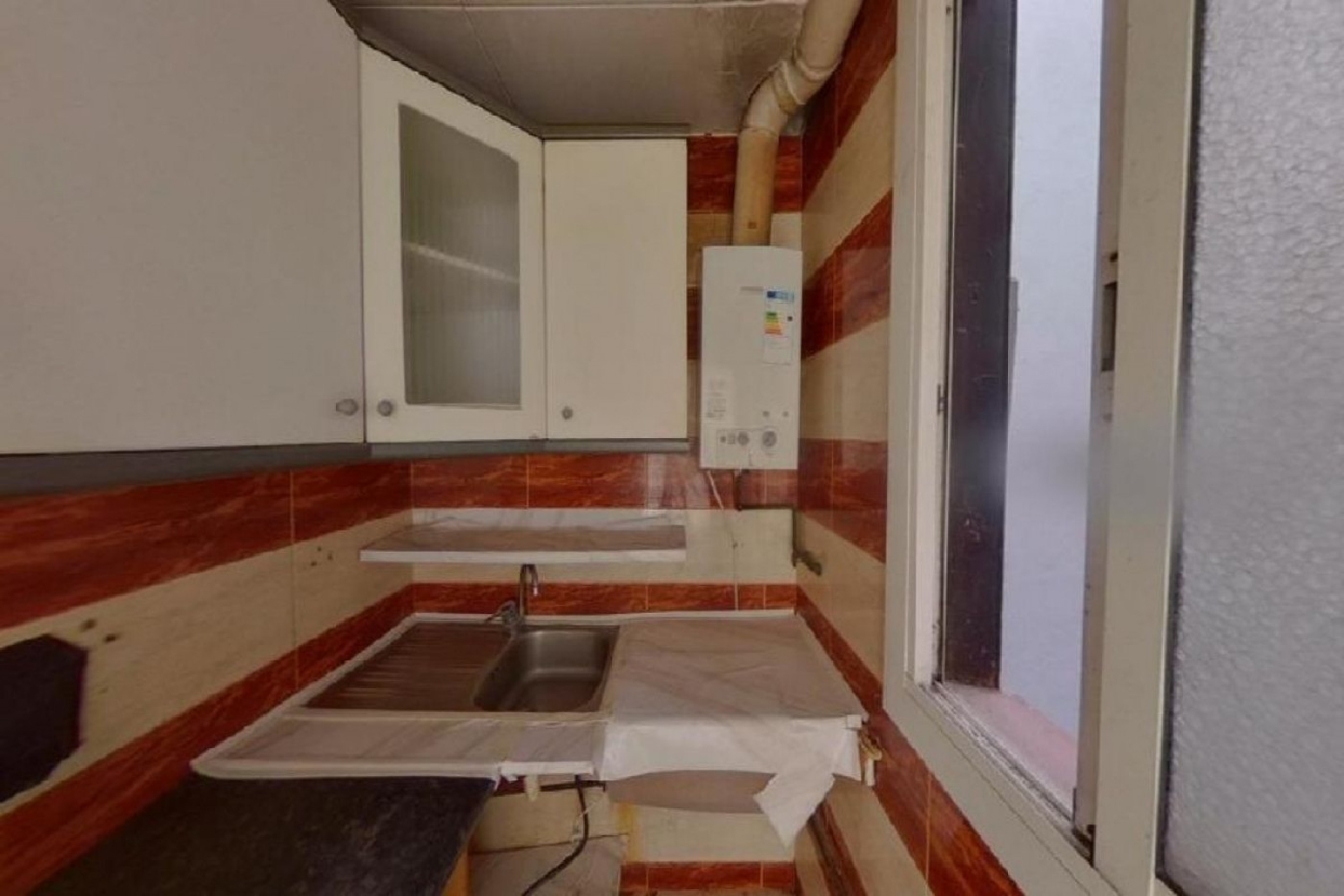  till salu lägenhet Ciutat Vella-Raval Barcelonès 4
