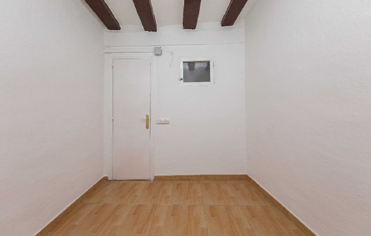  till salu lägenhet Ciutat Vella-Raval Barcelonès 7