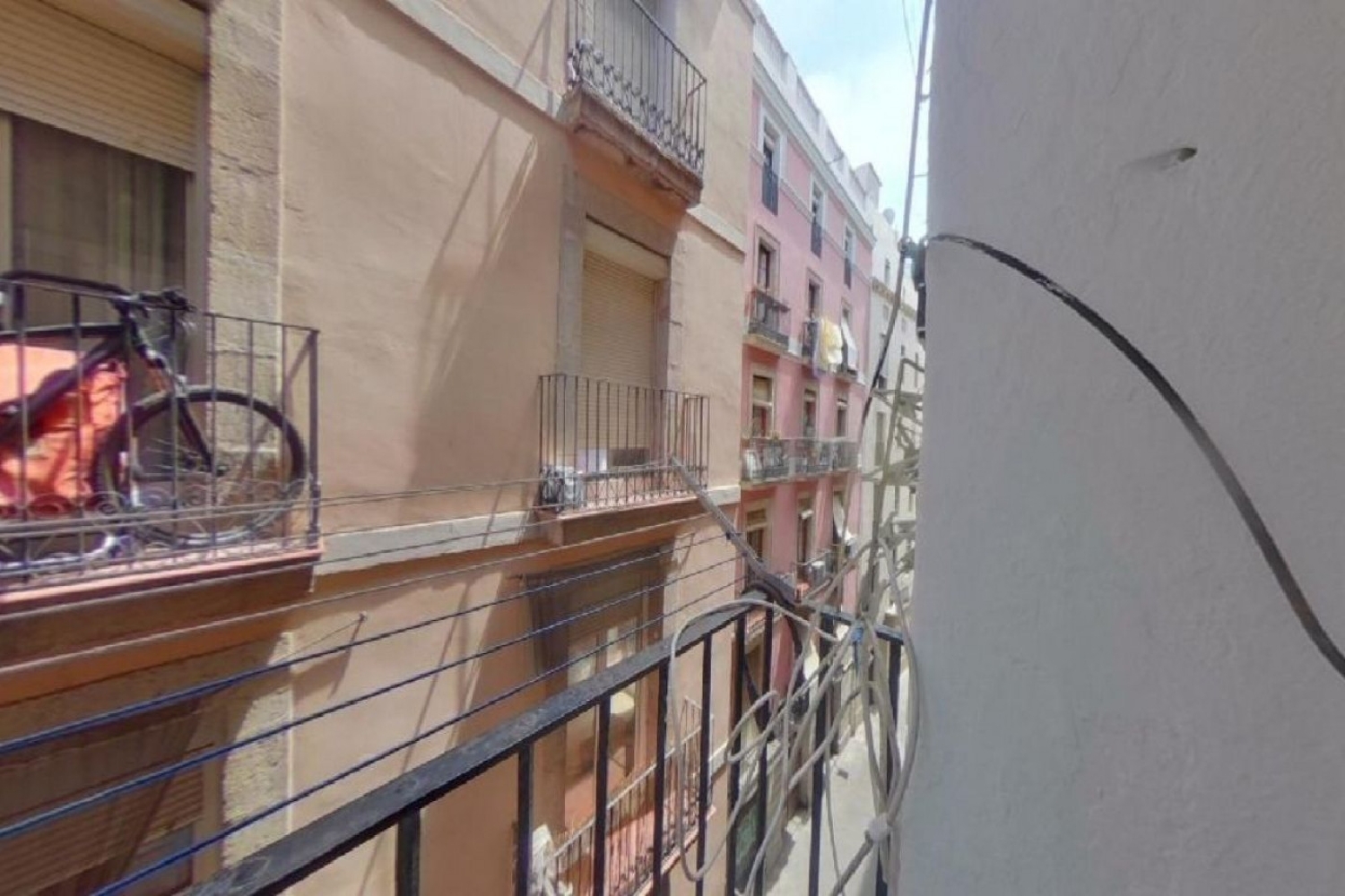 till salu lägenhet Ciutat Vella-Raval Barcelonès 3