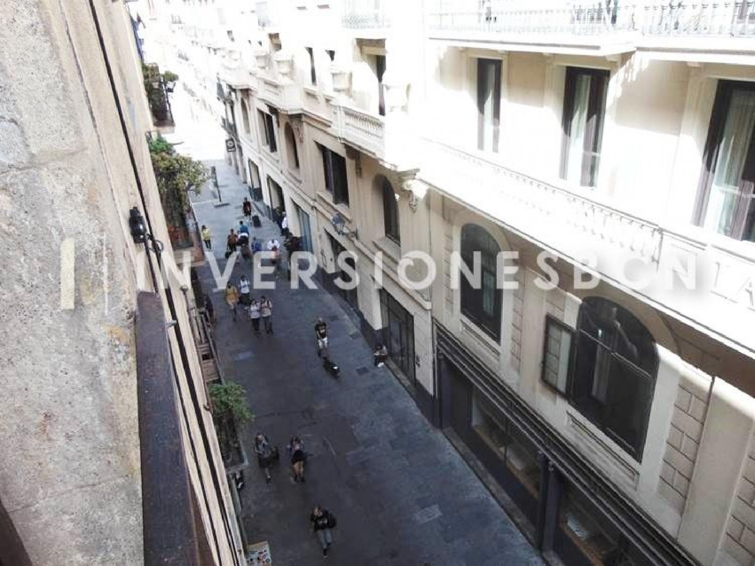  till salu lägenhet Ciutat Vella-Raval Barcelonès 5