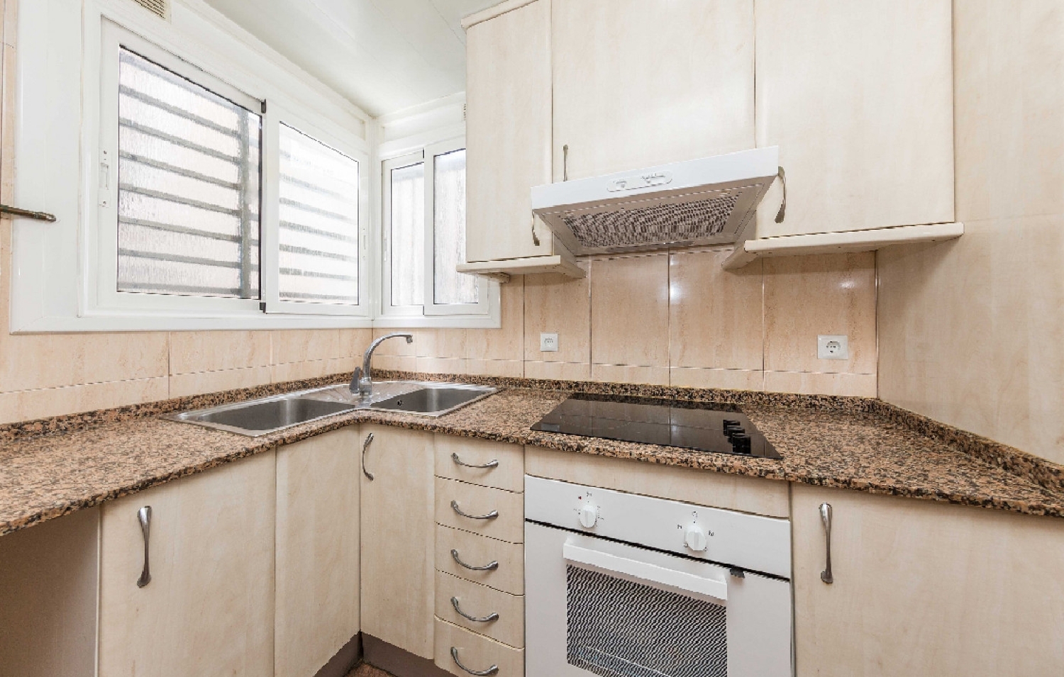 till salu lägenhet Coll Blanc Barcelonès 3