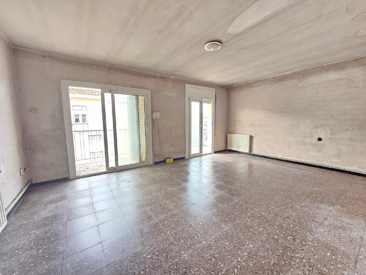  till salu lägenhet Eixample Nord Gironès 5