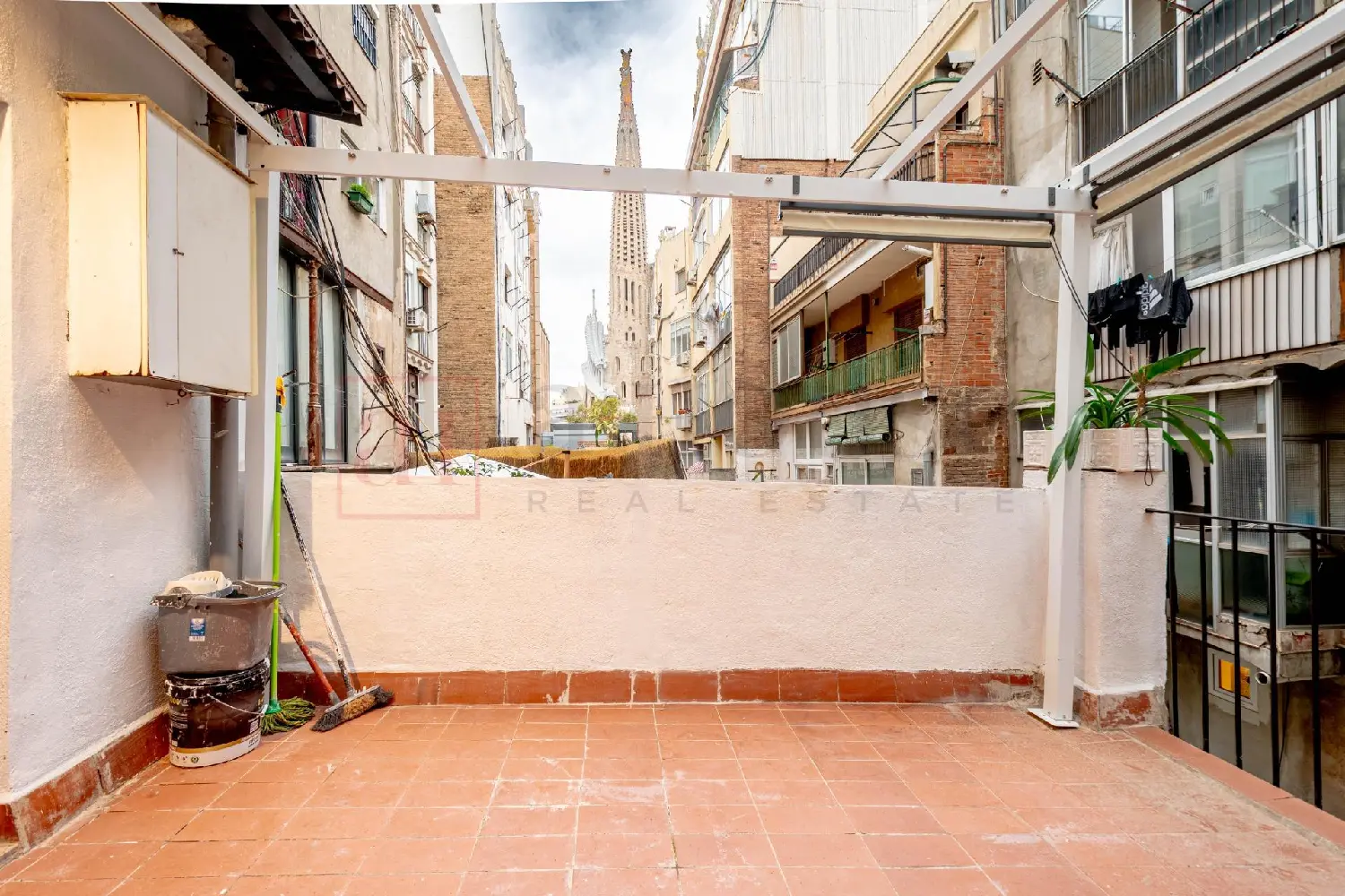 till salu lägenhet Eixample-Sagrada Familia Barcelonès 3