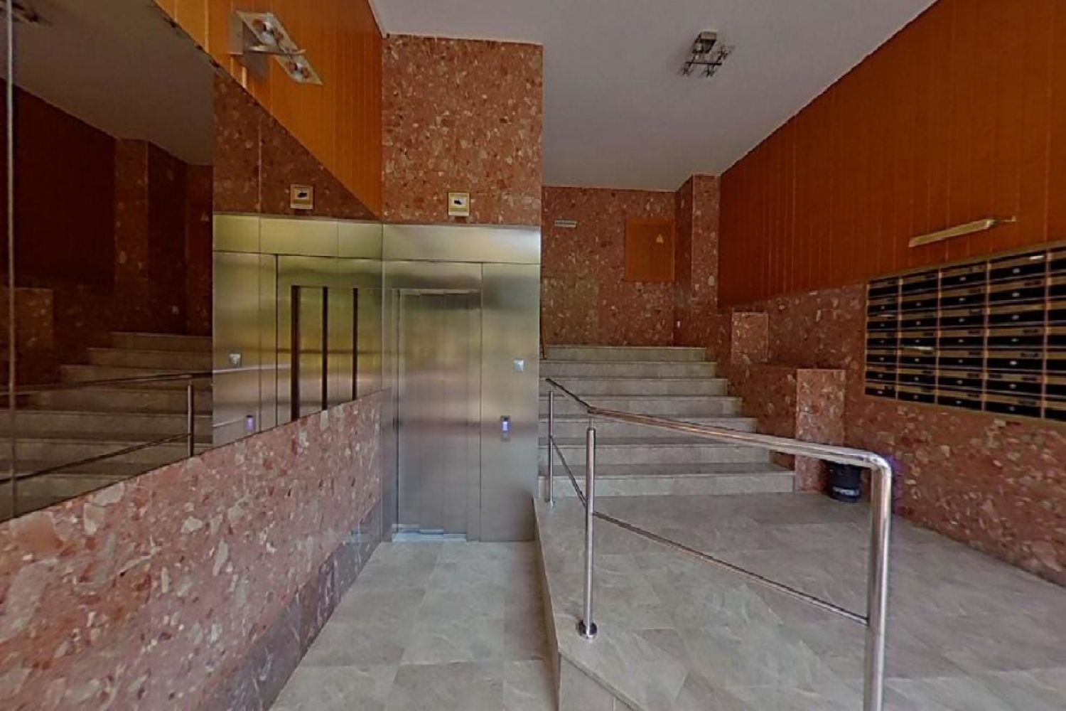  till salu lägenhet Horta Guinardó-Montbau Barcelonès 7