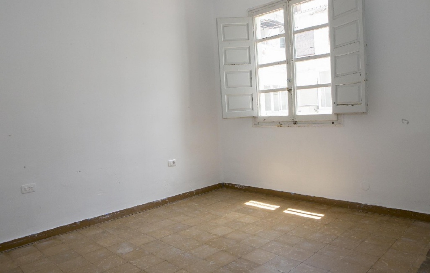 till salu lägenhet Jesus Cami Real Valencia 3