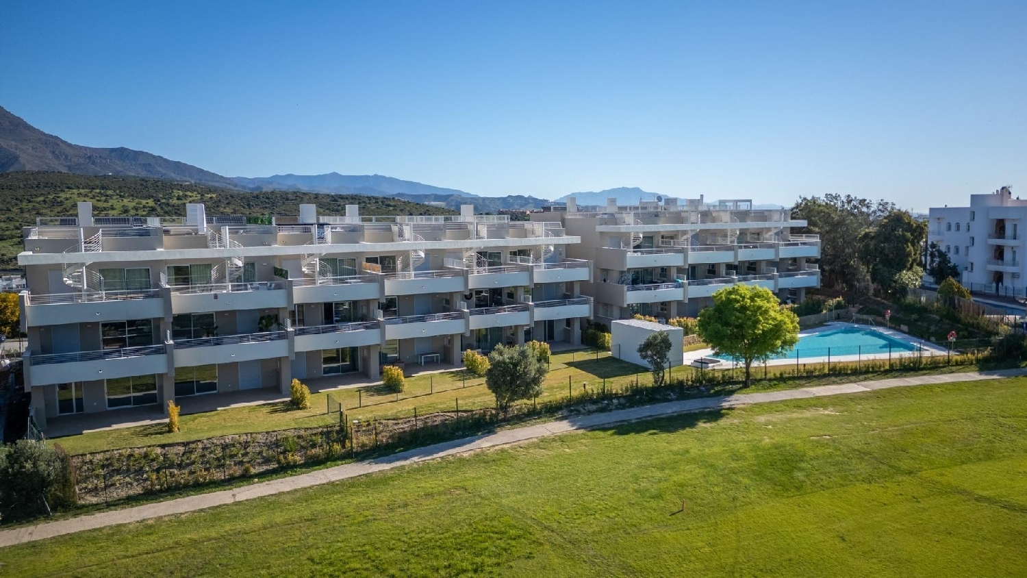  till salu lägenhet La Mairena Costa Del Sol Occidental 25