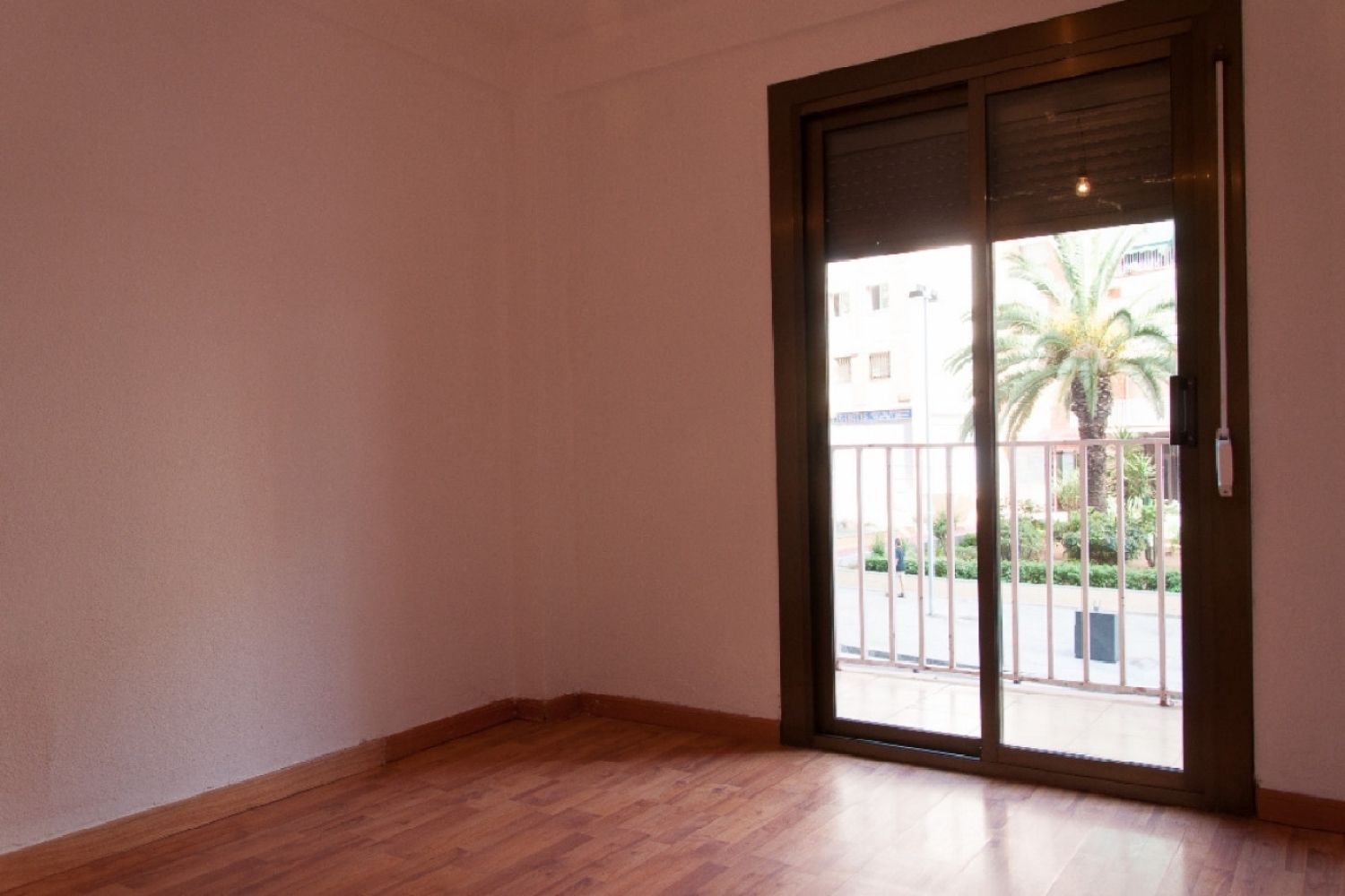  till salu lägenhet La Salut Barcelonès 8